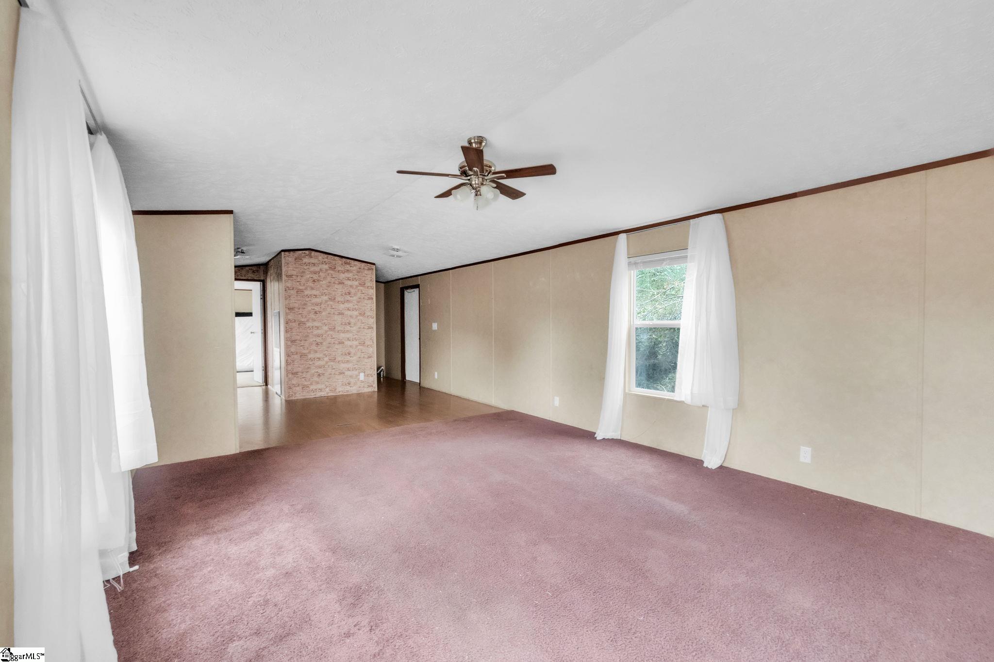 145 Shaw Ridge Property Photo 4