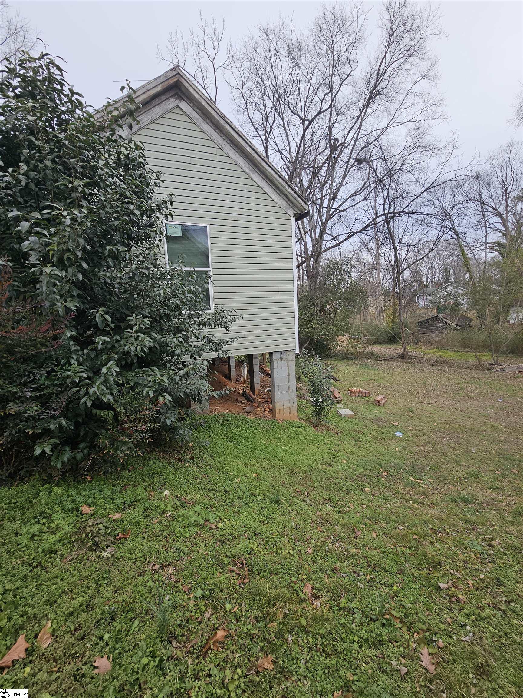 1582079 Property Photo 8