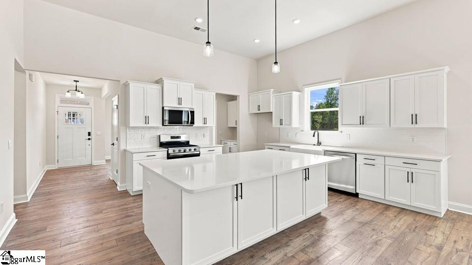 608 Hidden Creek Court Property Photo 10