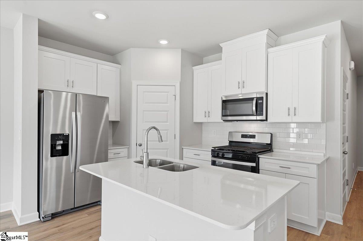 428 Blissful Court Property Photo 9