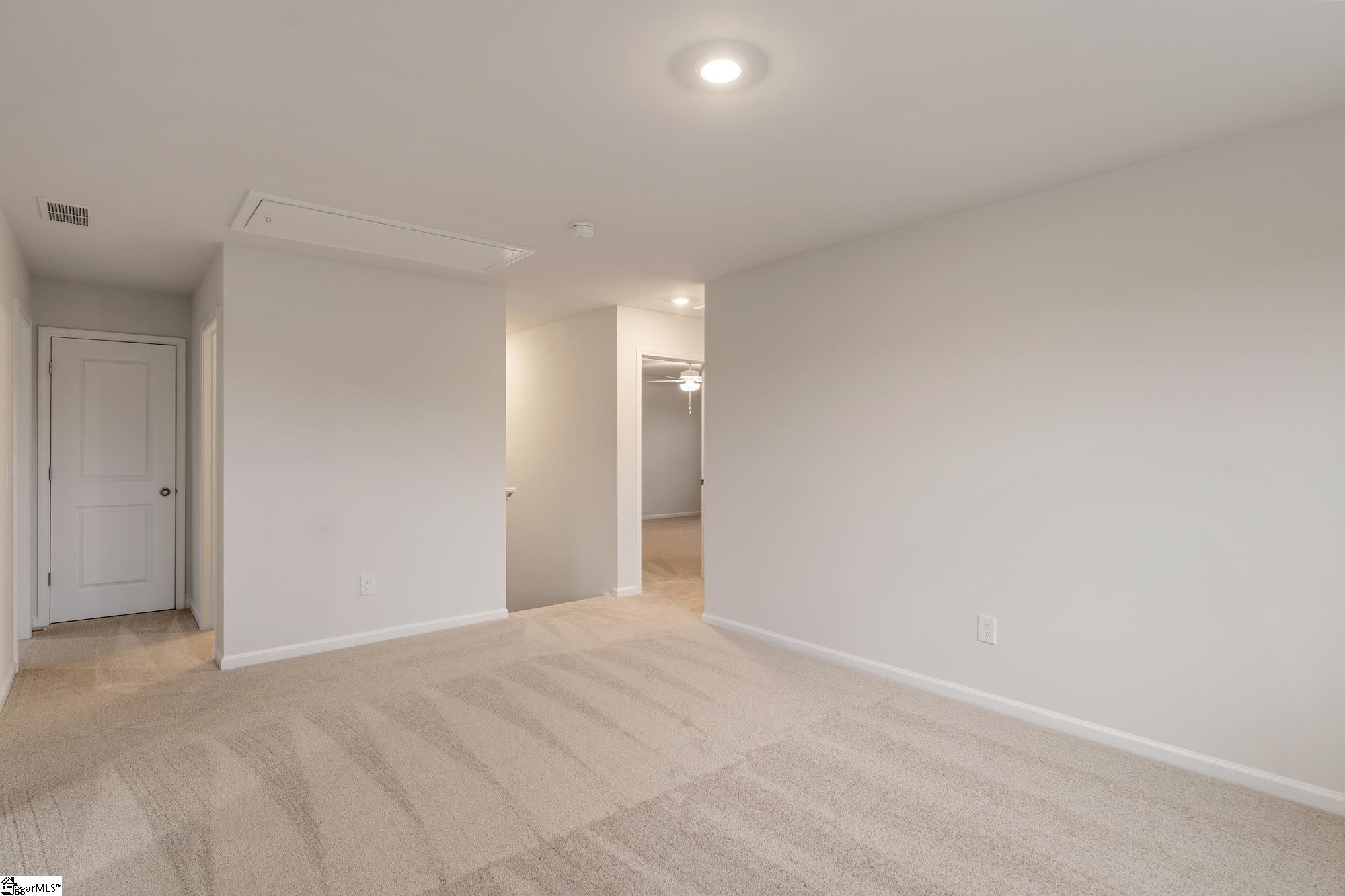 2300 Mill Loop Property Photo 17