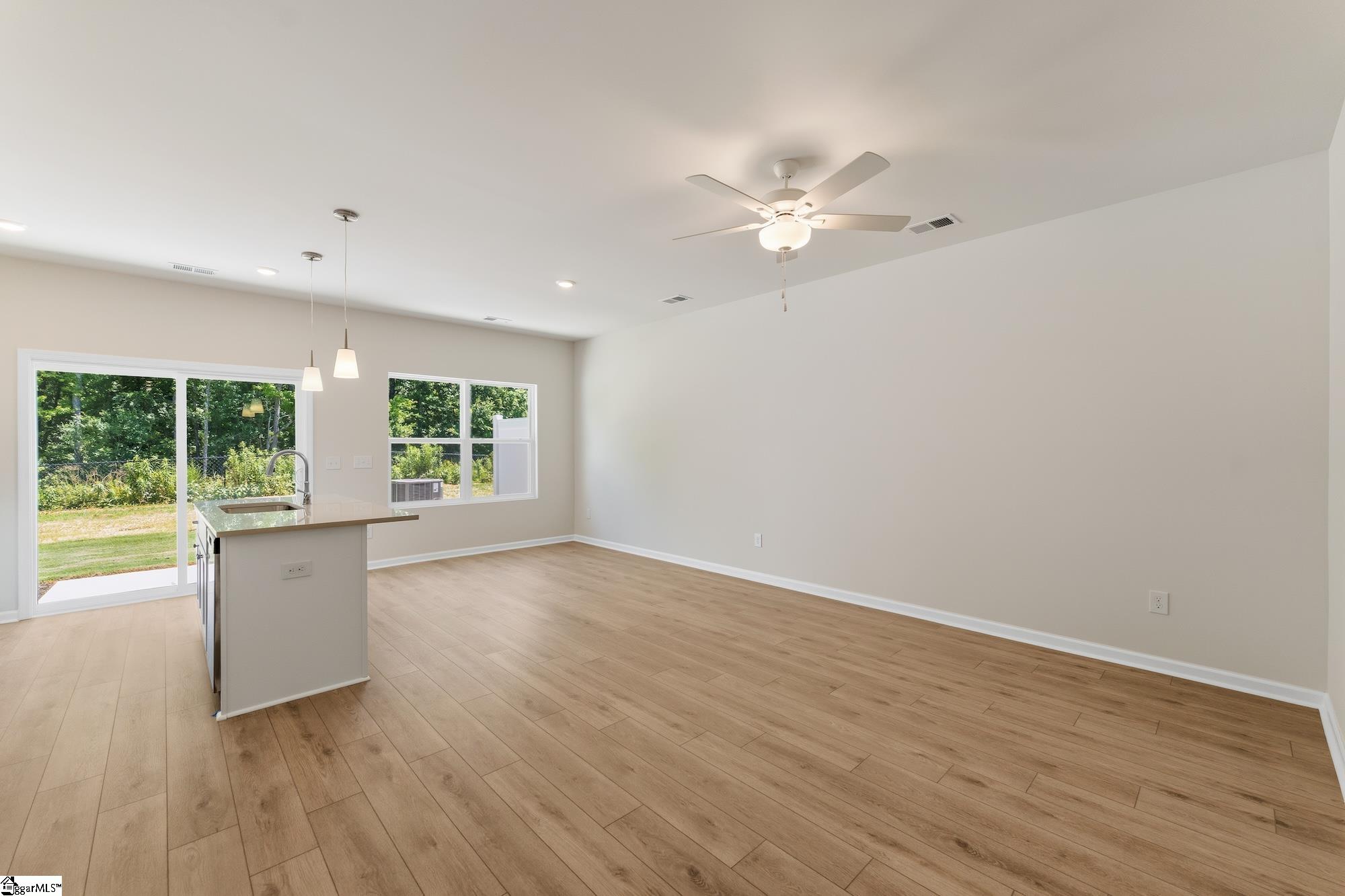 44 Nonnington Way Property Photo 3