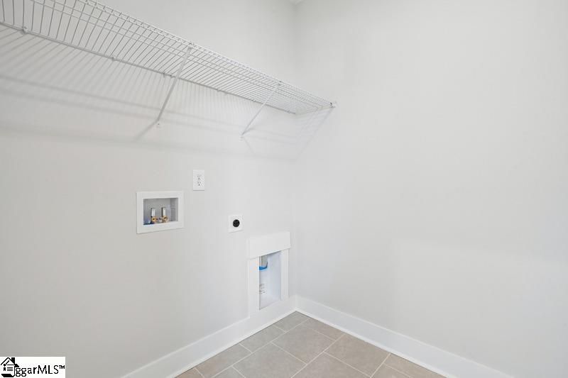 112 Winding Stream Circle Property Photo 4