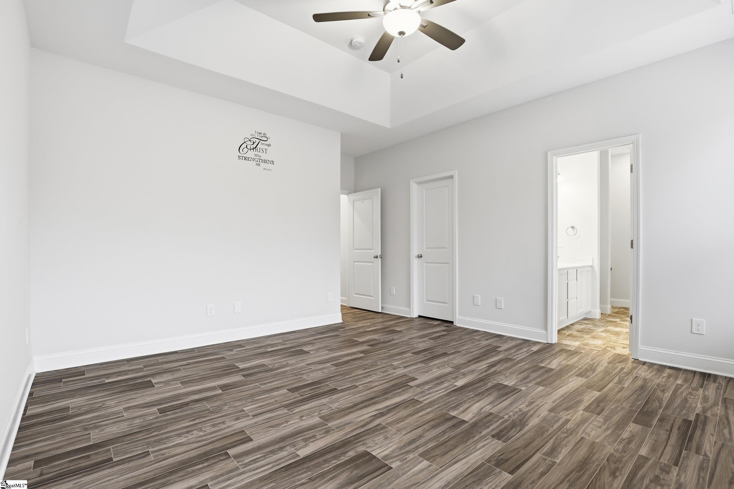 131 Estateside Drive Property Photo 12