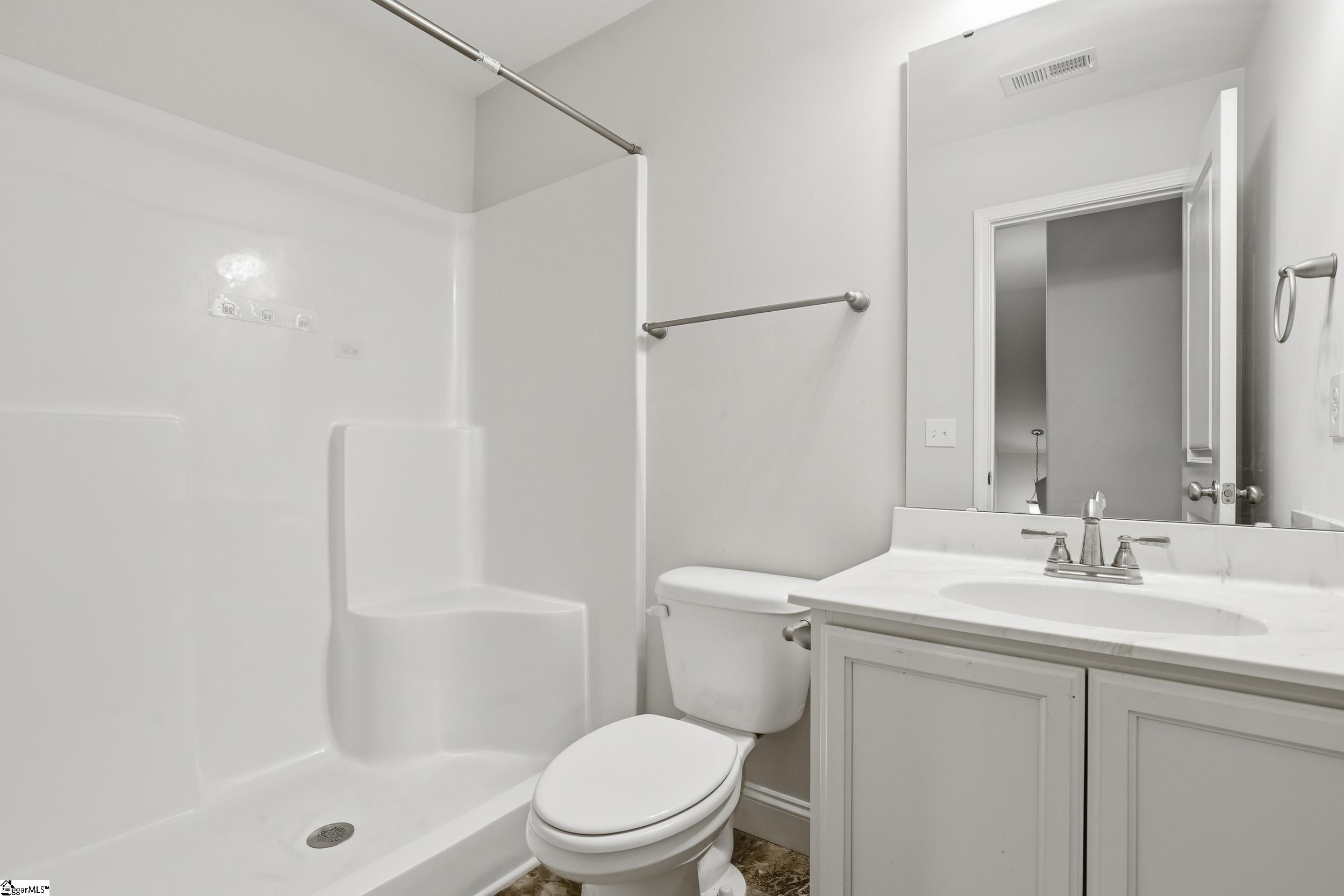 131 Estateside Drive Property Photo 20