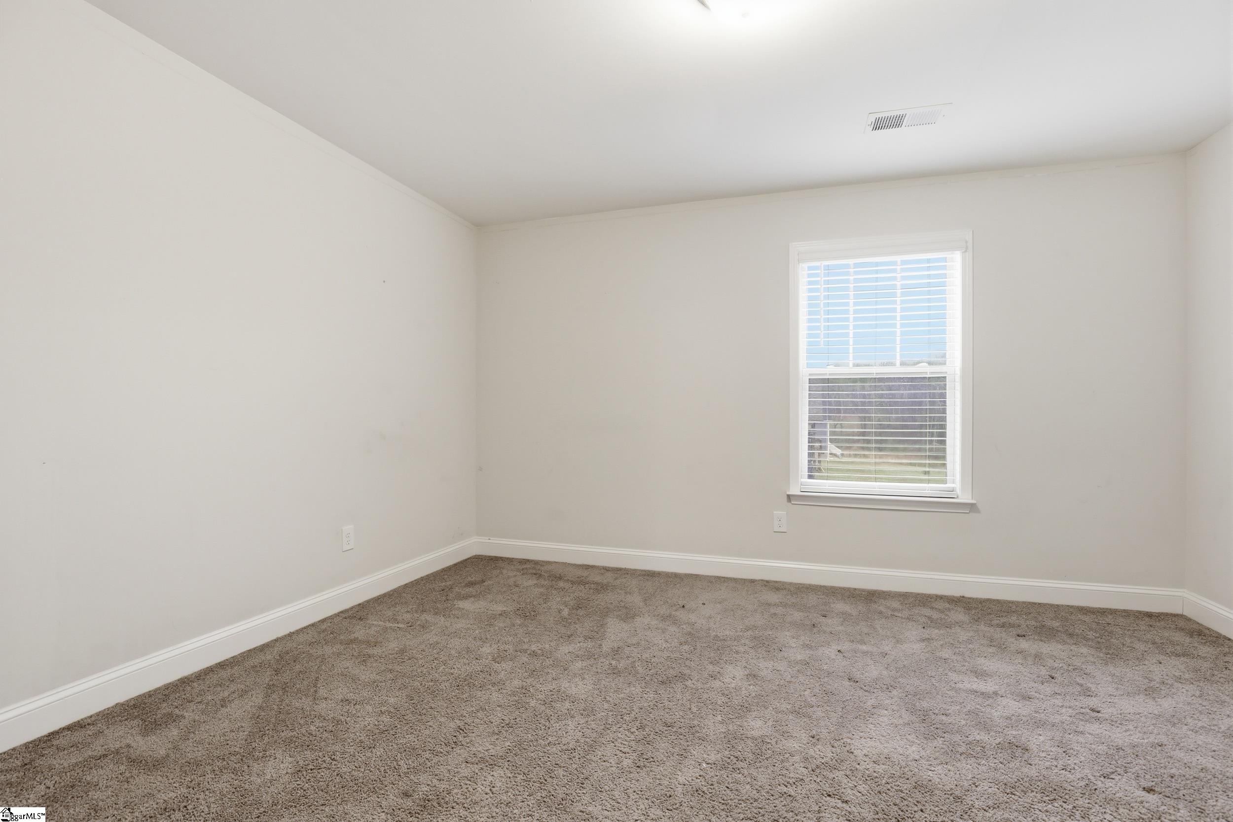 131 Estateside Drive Property Photo 23