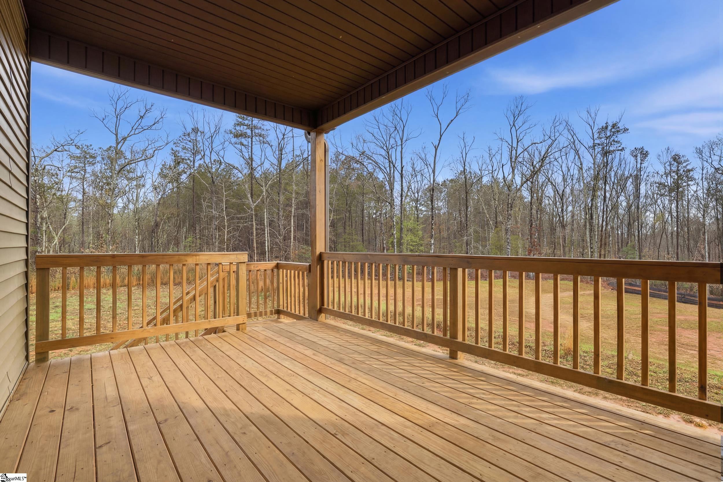 131 Estateside Drive Property Photo 26