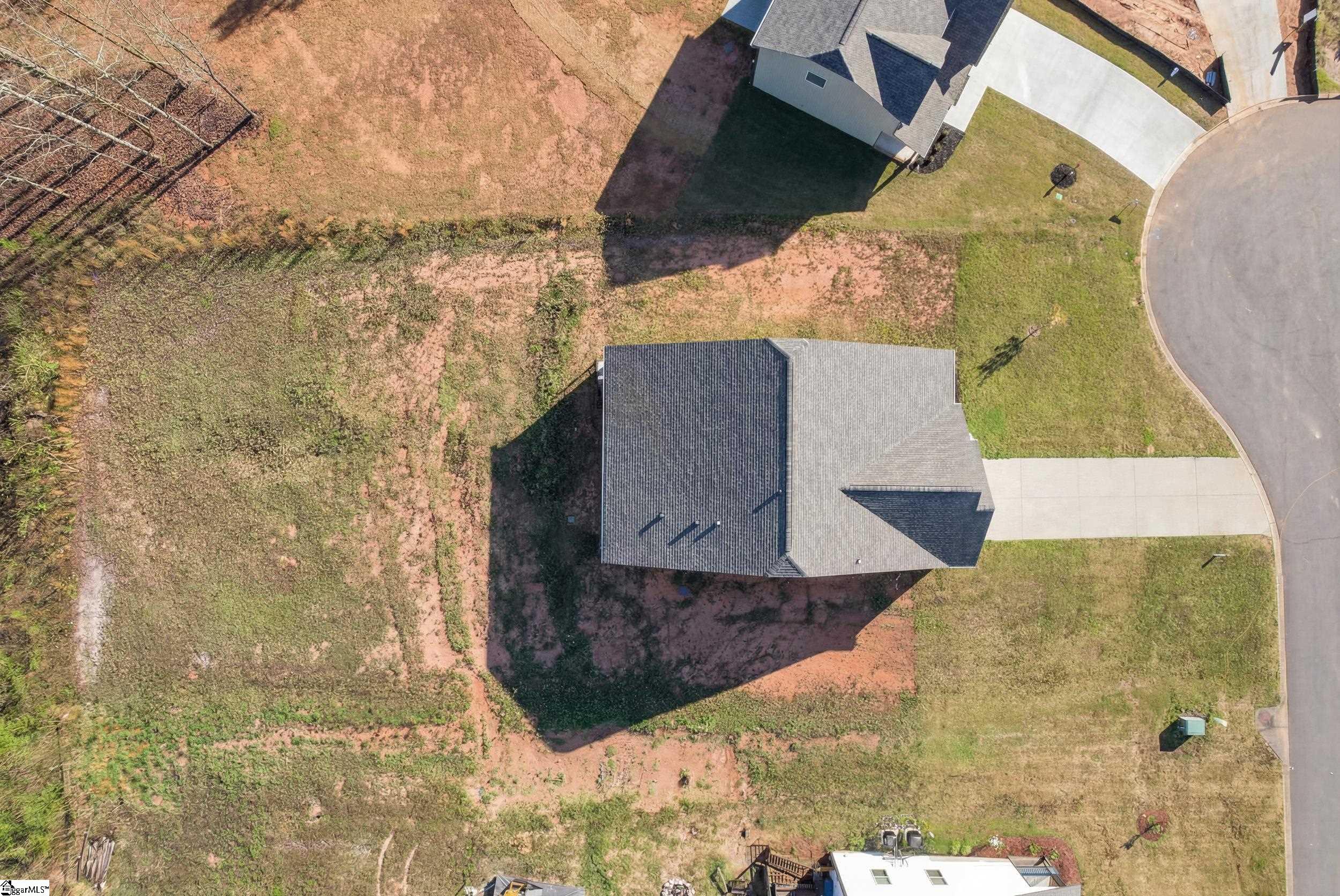 131 Estateside Drive Property Photo 33