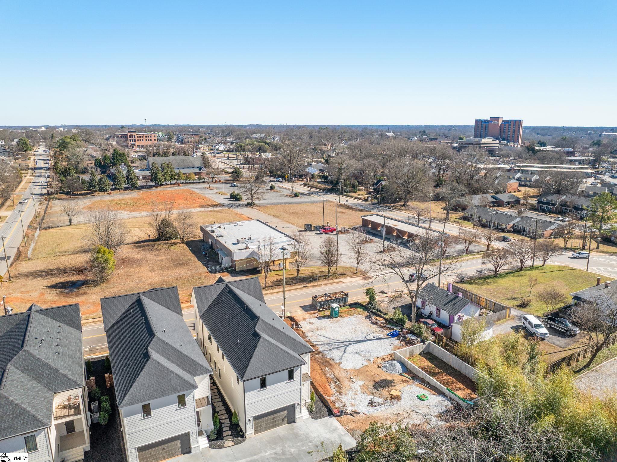 31 N Textile Avenue Property Photo 46