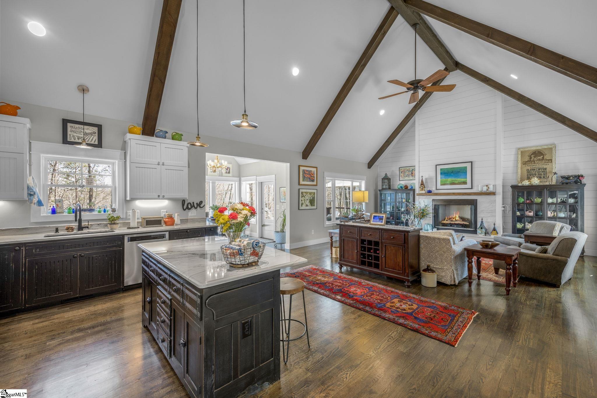 204 Serenity Drive Property Photo 11