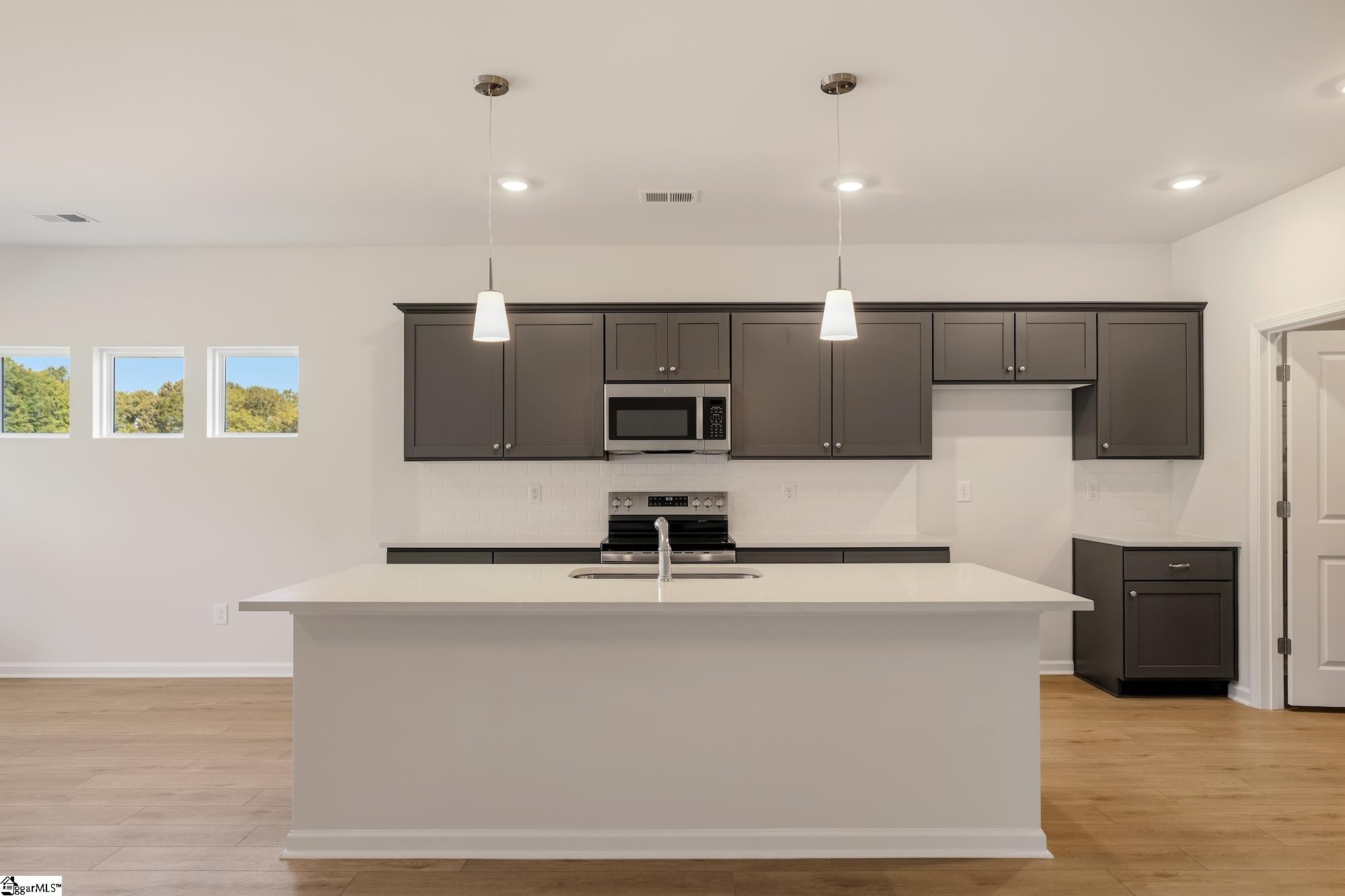 5017 Burke Meadows Run Property Photo 7