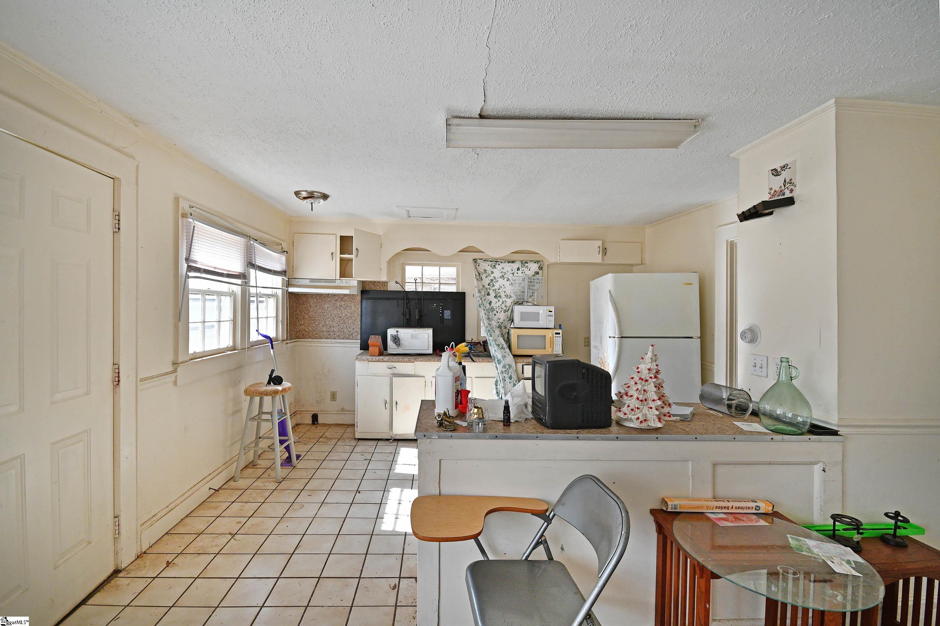 6 Beatrice Street Property Photo 37
