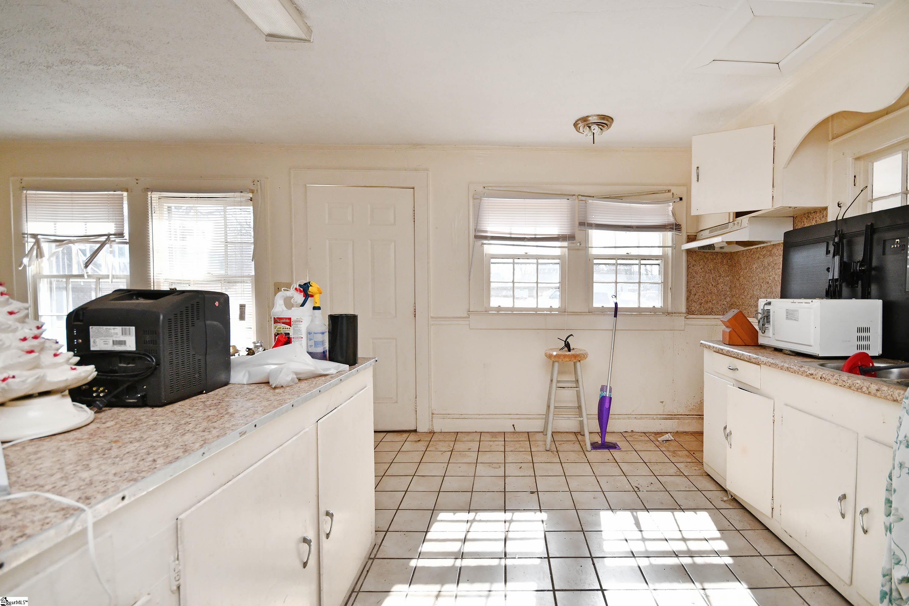 6 Beatrice Street Property Photo 38