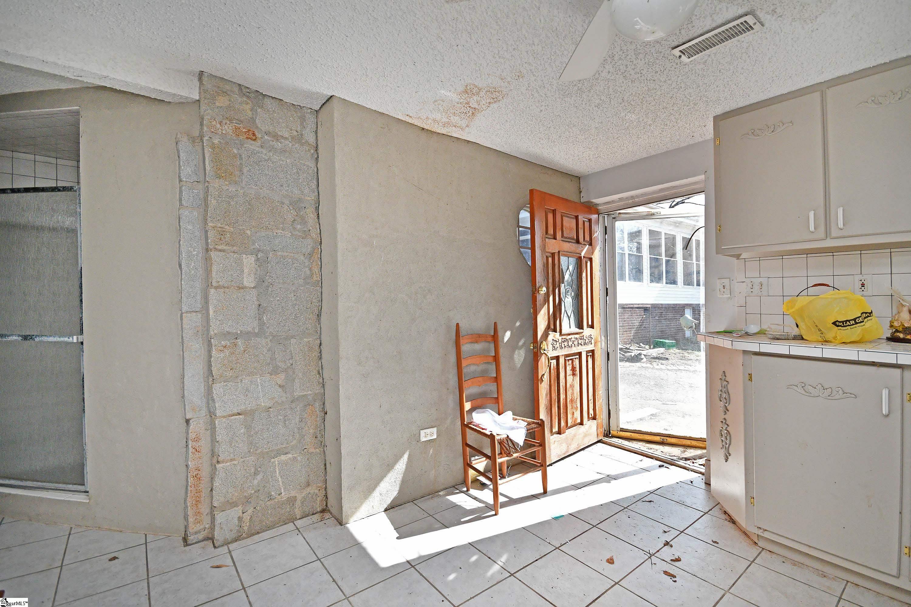 6 Beatrice Street Property Photo 44