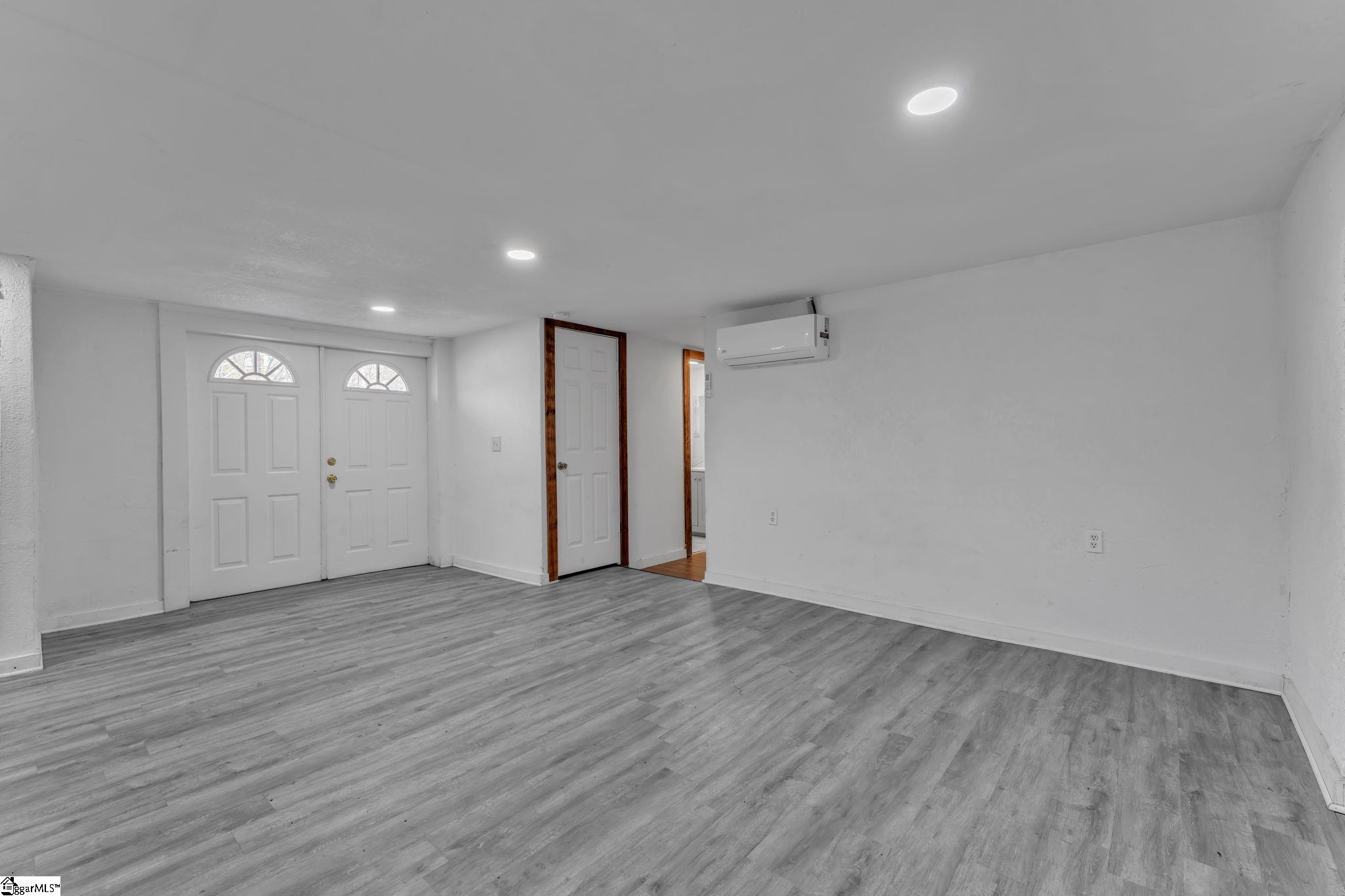 21 U Street Property Photo 3