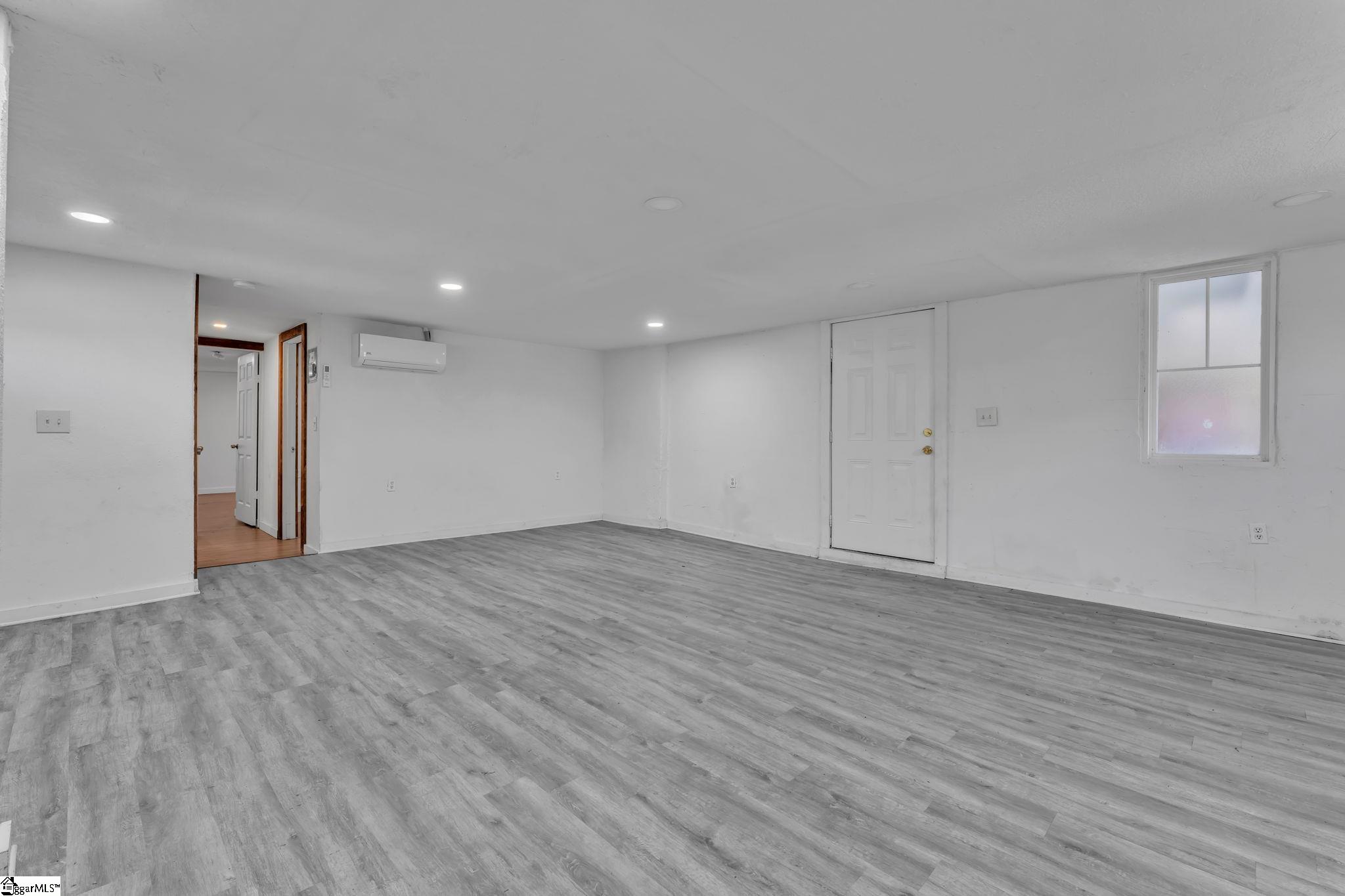 21 U Street Property Photo 9