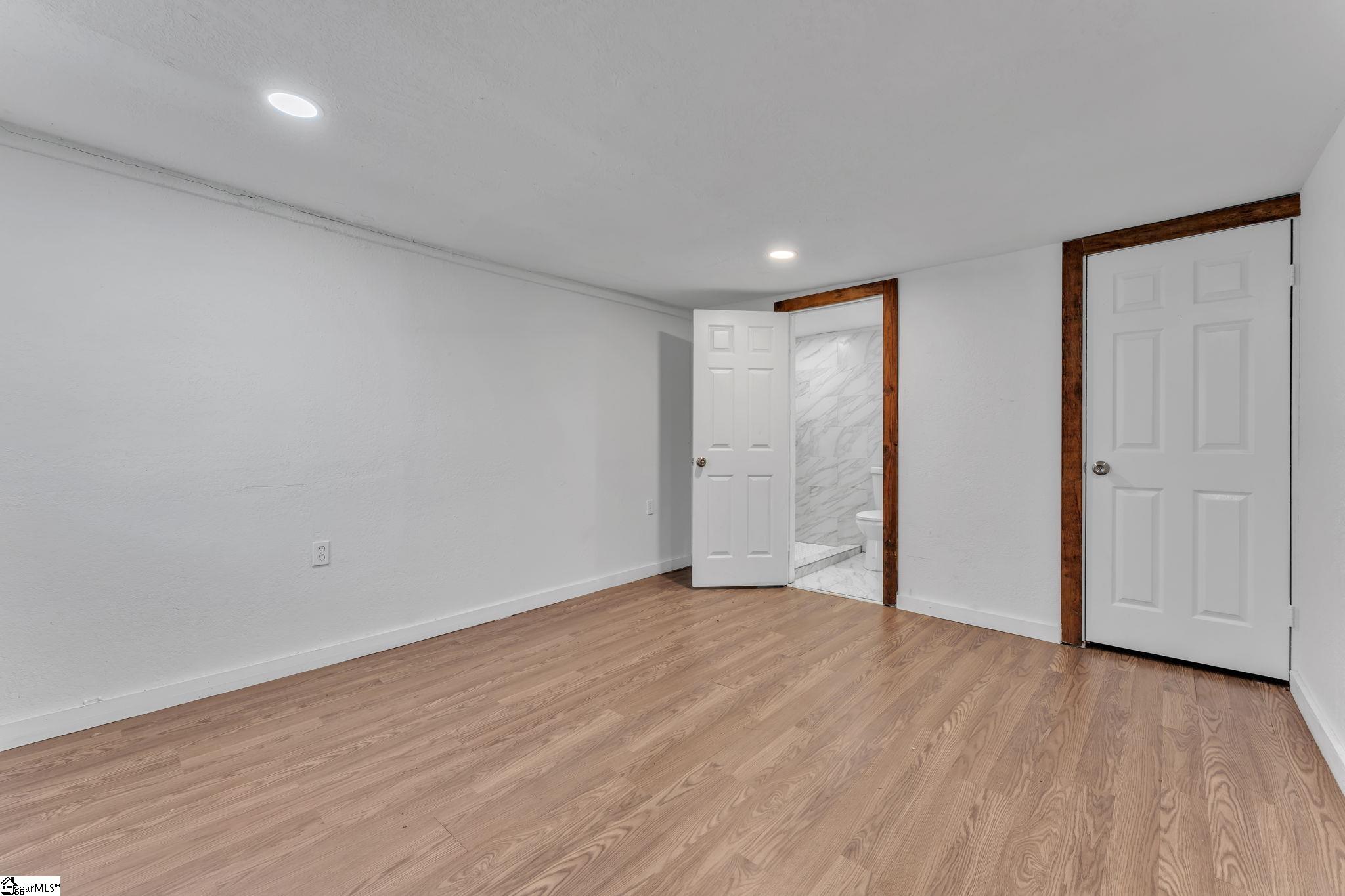21 U Street Property Photo 17