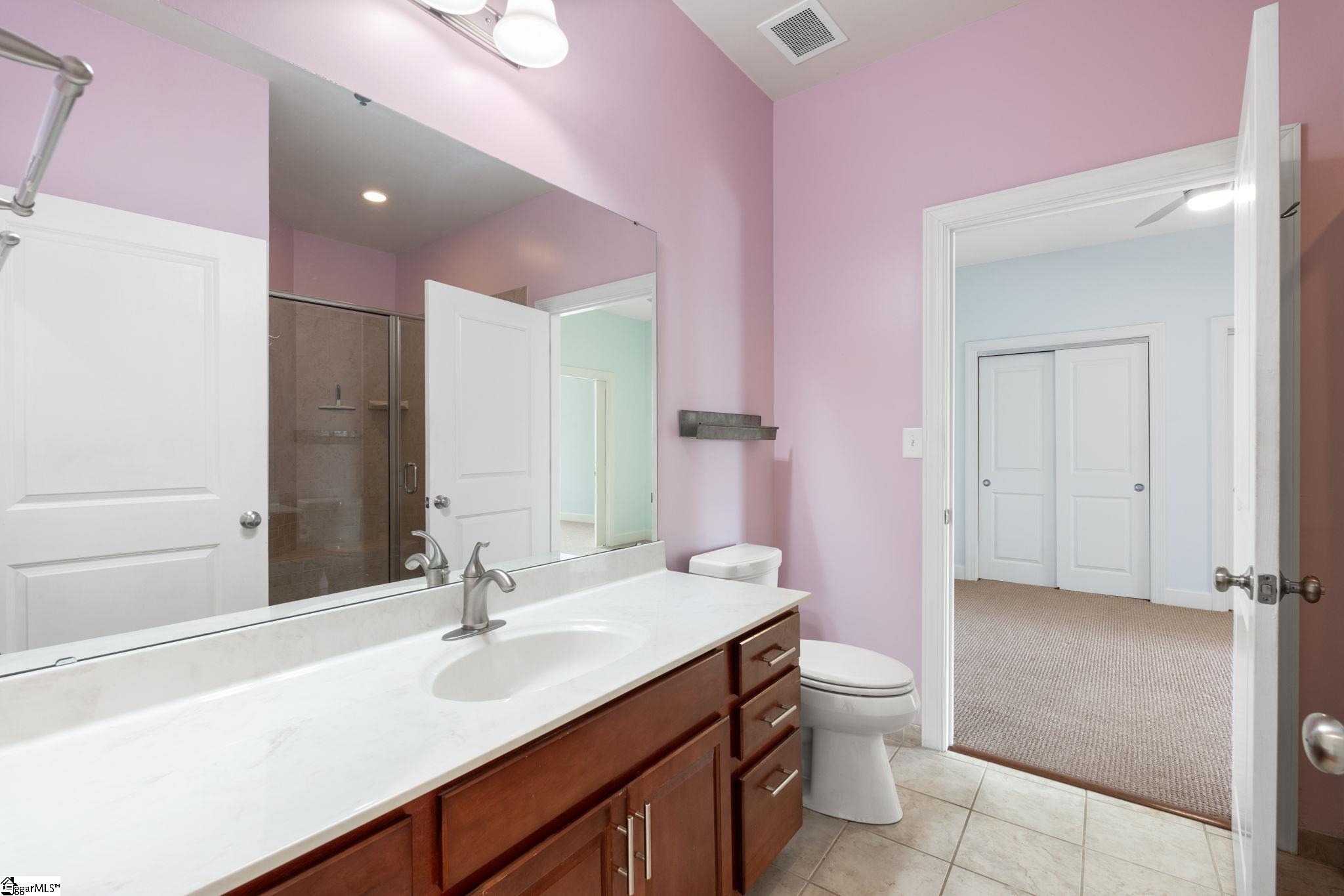 155 E Broad Street Property Photo 33