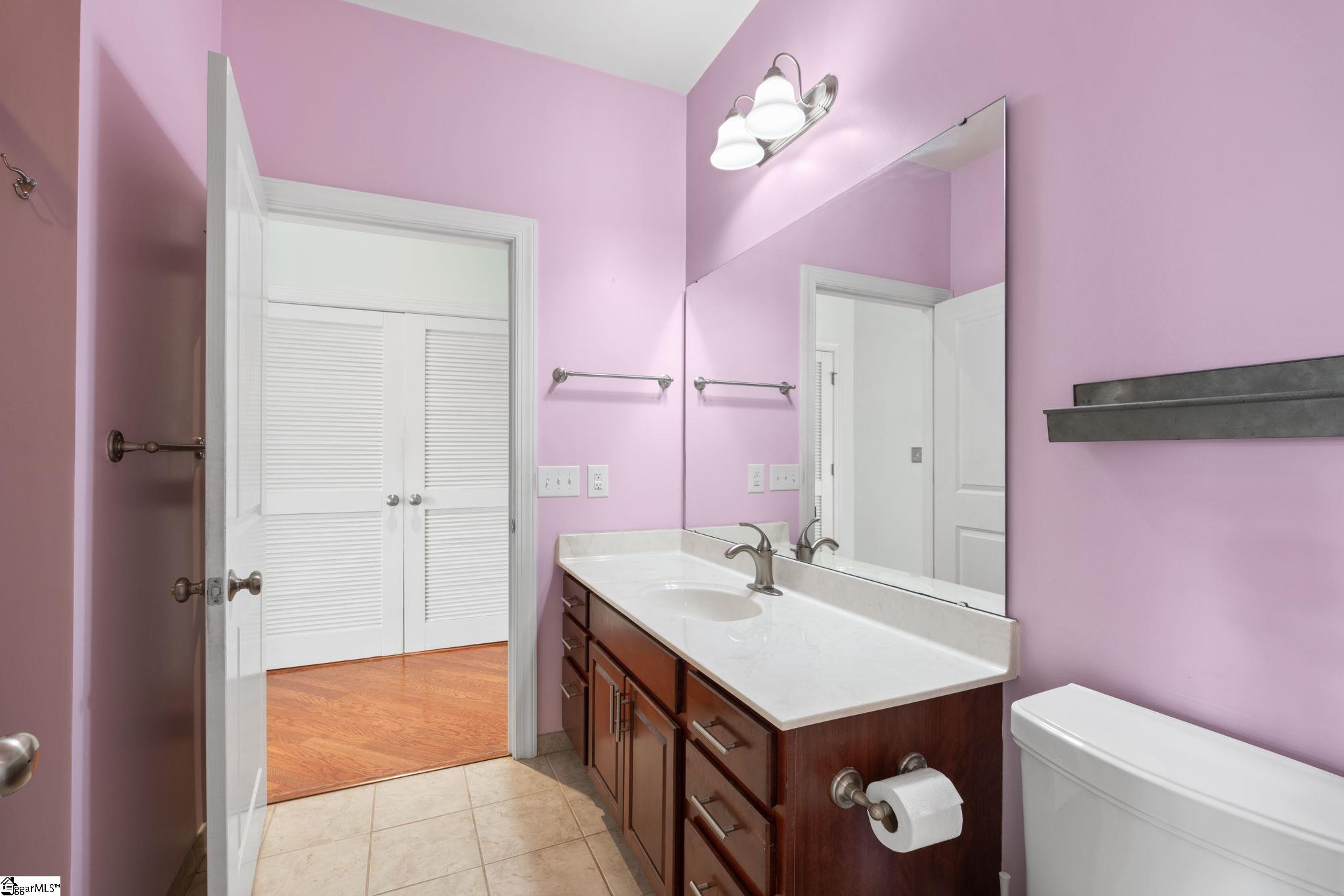 155 E Broad Street Property Photo 35