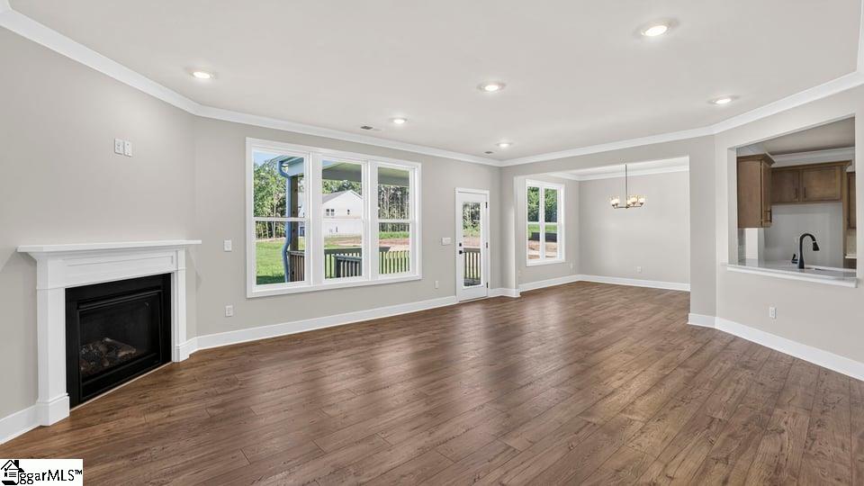 707 Catbird Court Property Photo 14