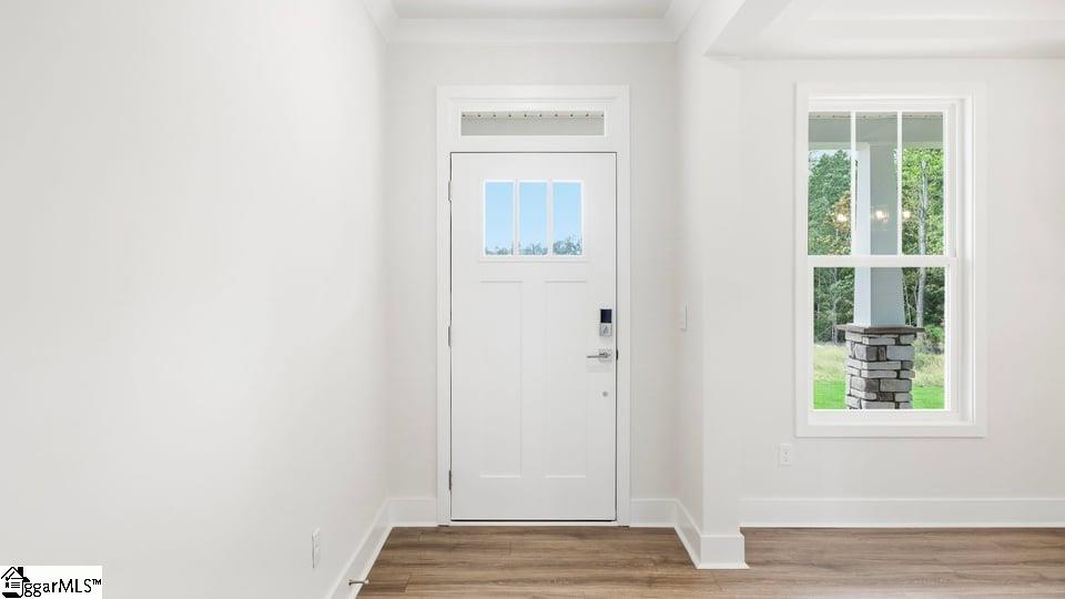 709 Catbird Court Property Photo 6