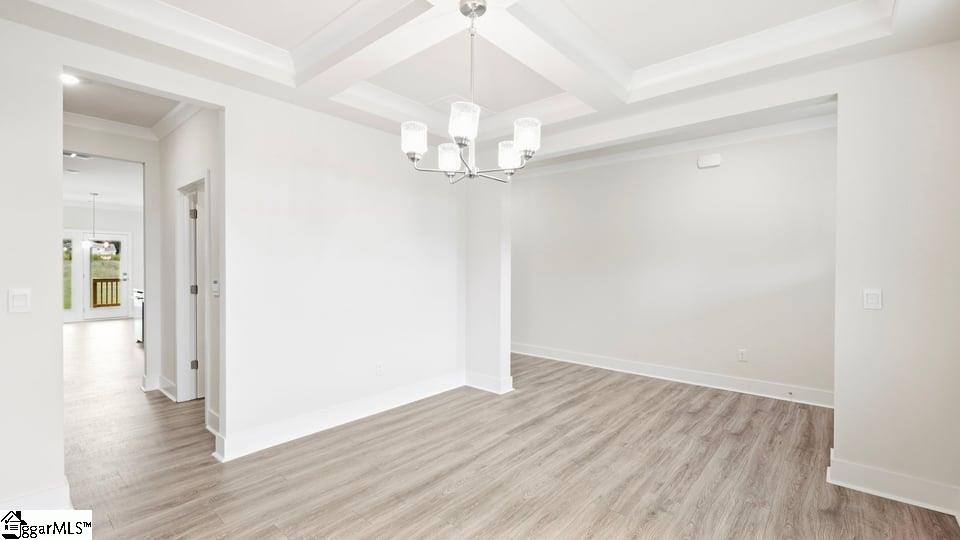 709 Catbird Court Property Photo 8