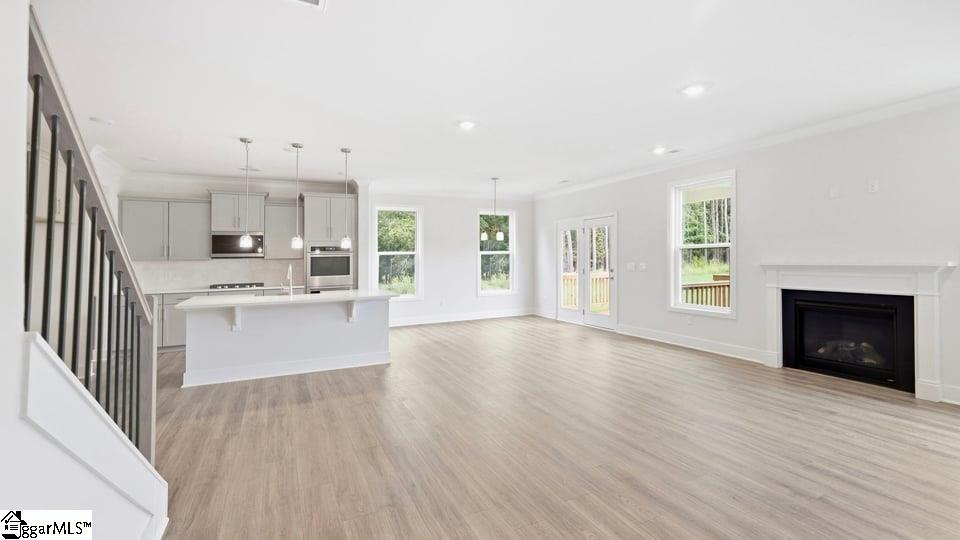 709 Catbird Court Property Photo 18