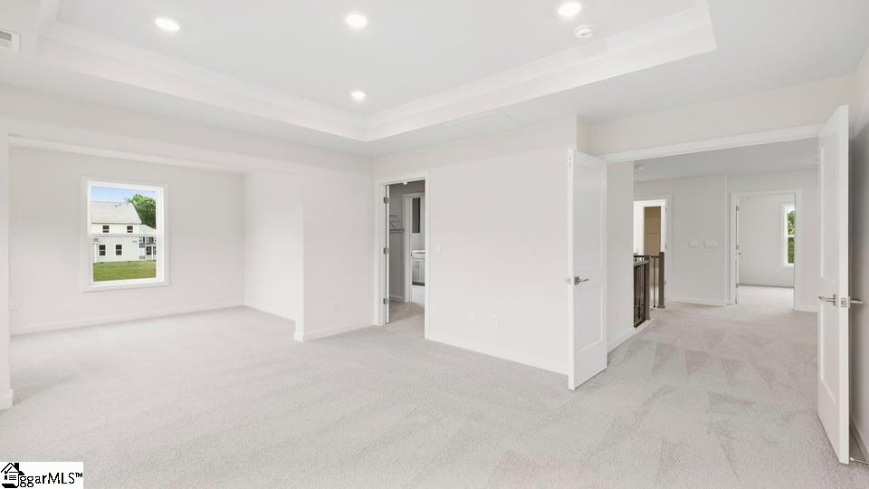 709 Catbird Court Property Photo 32