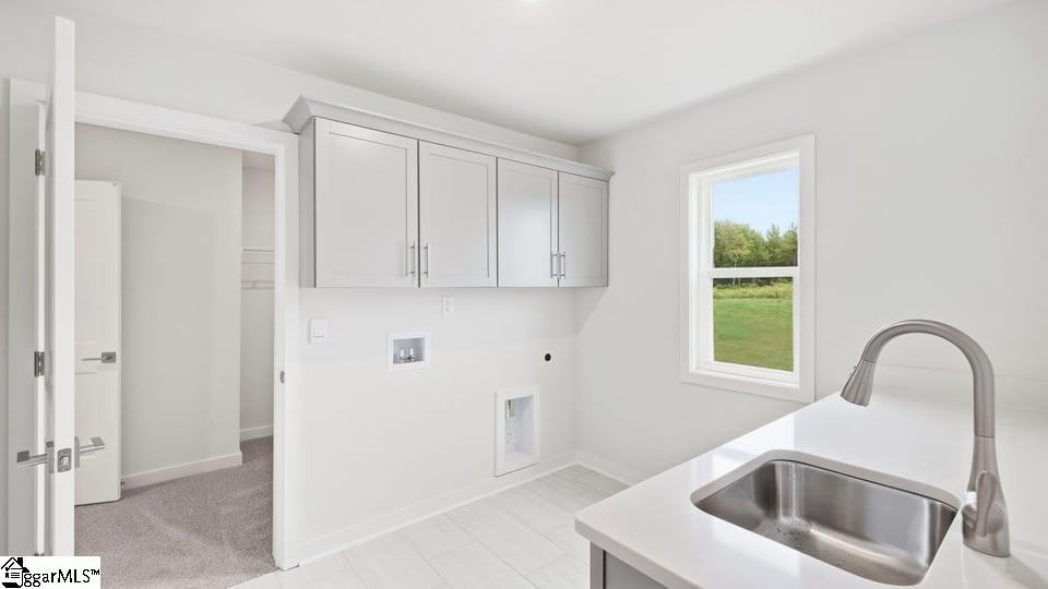 709 Catbird Court Property Photo 36