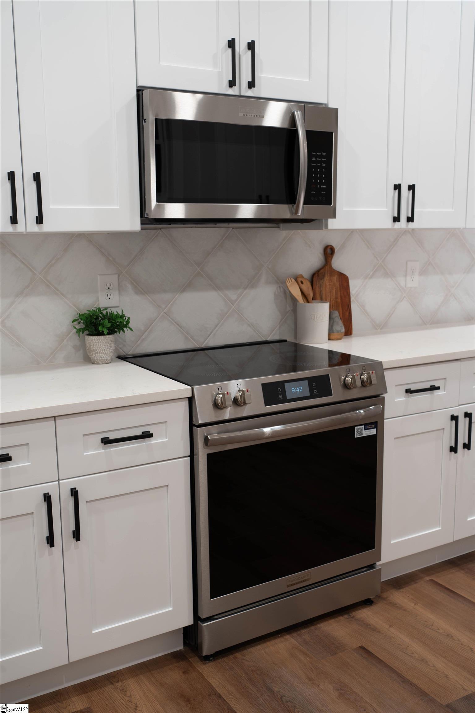 28 6th Street Property Photo 13