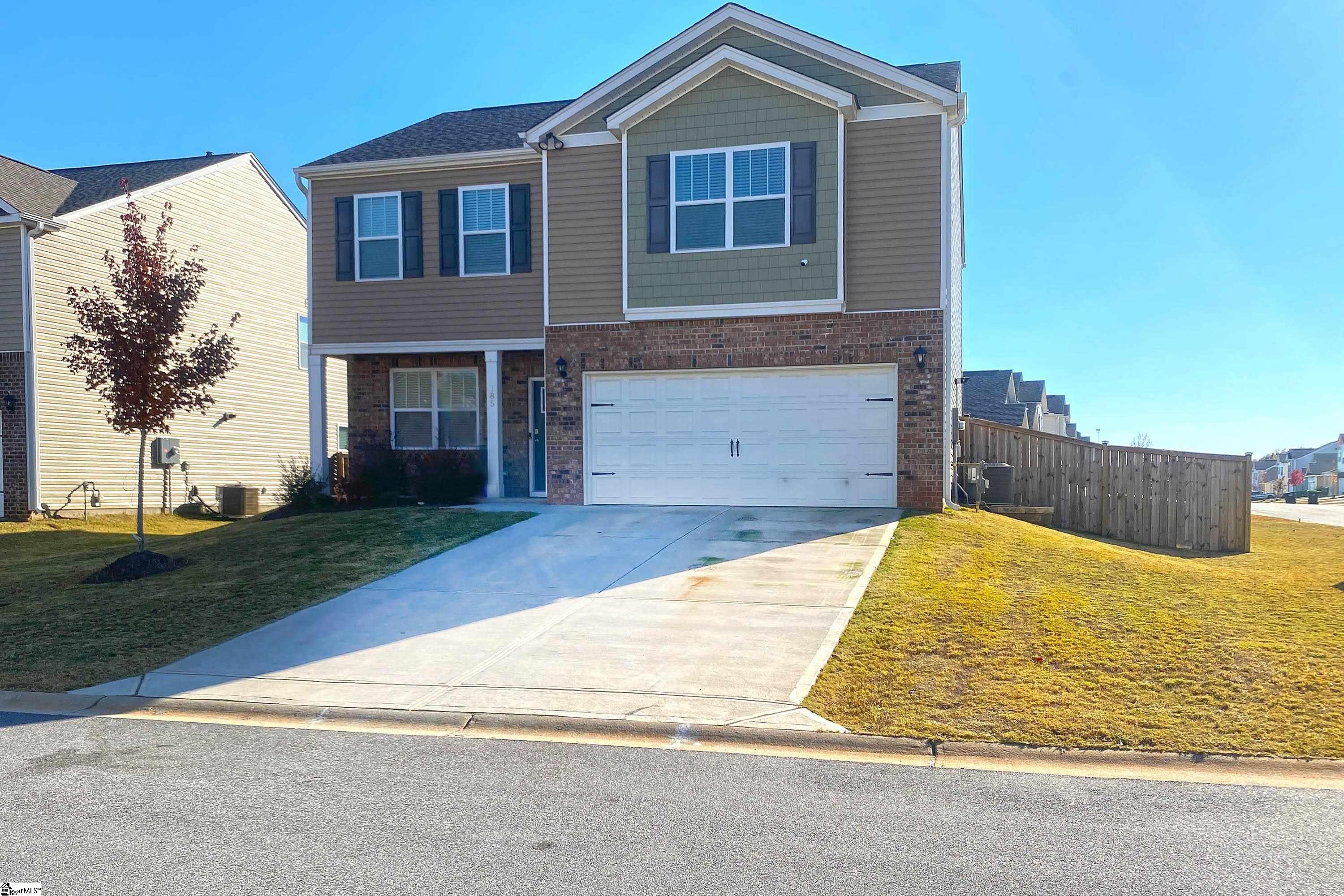 185 Slateford Circle Property Photo 1