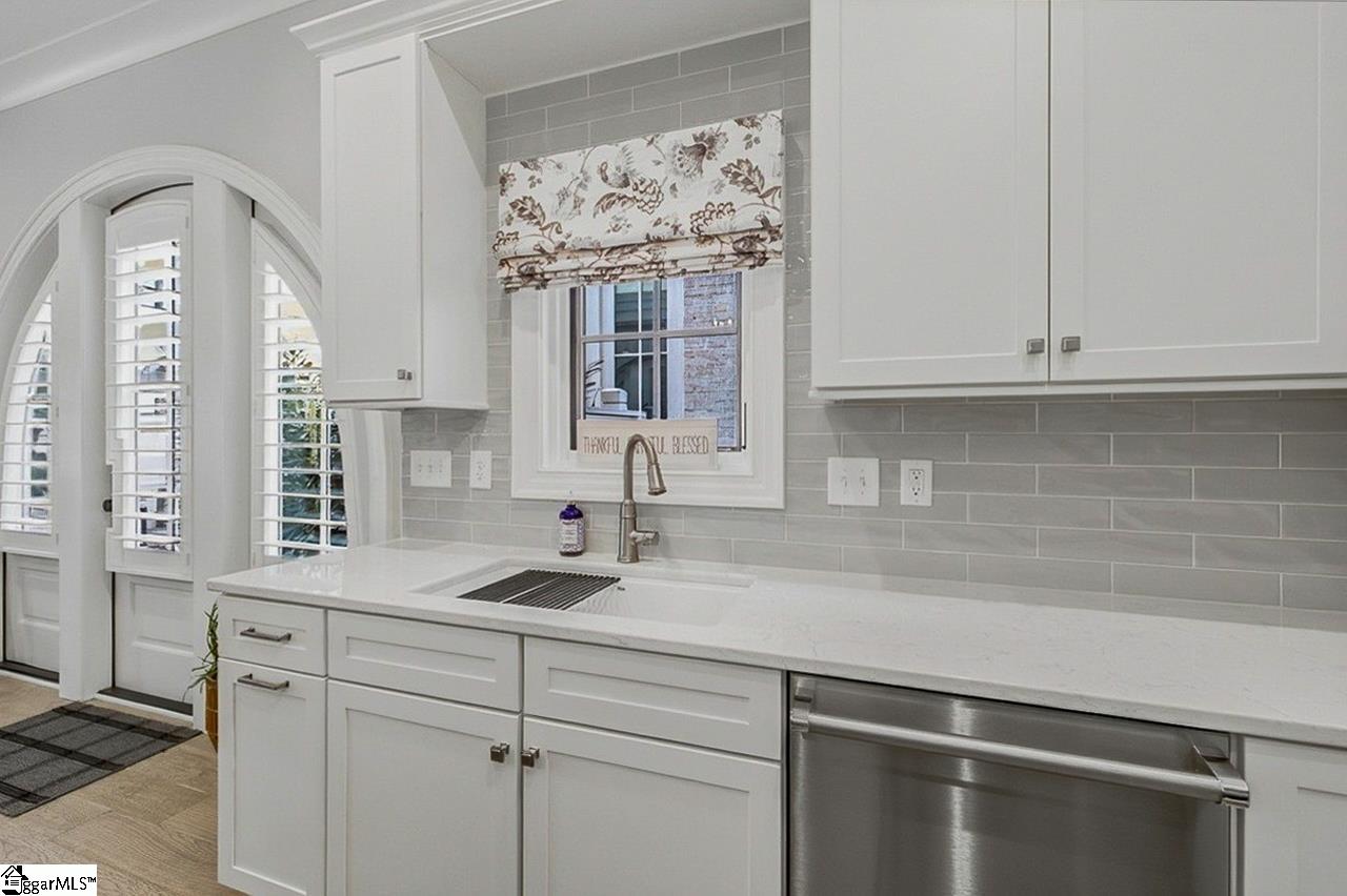 6 Dubose Drive Property Photo 16