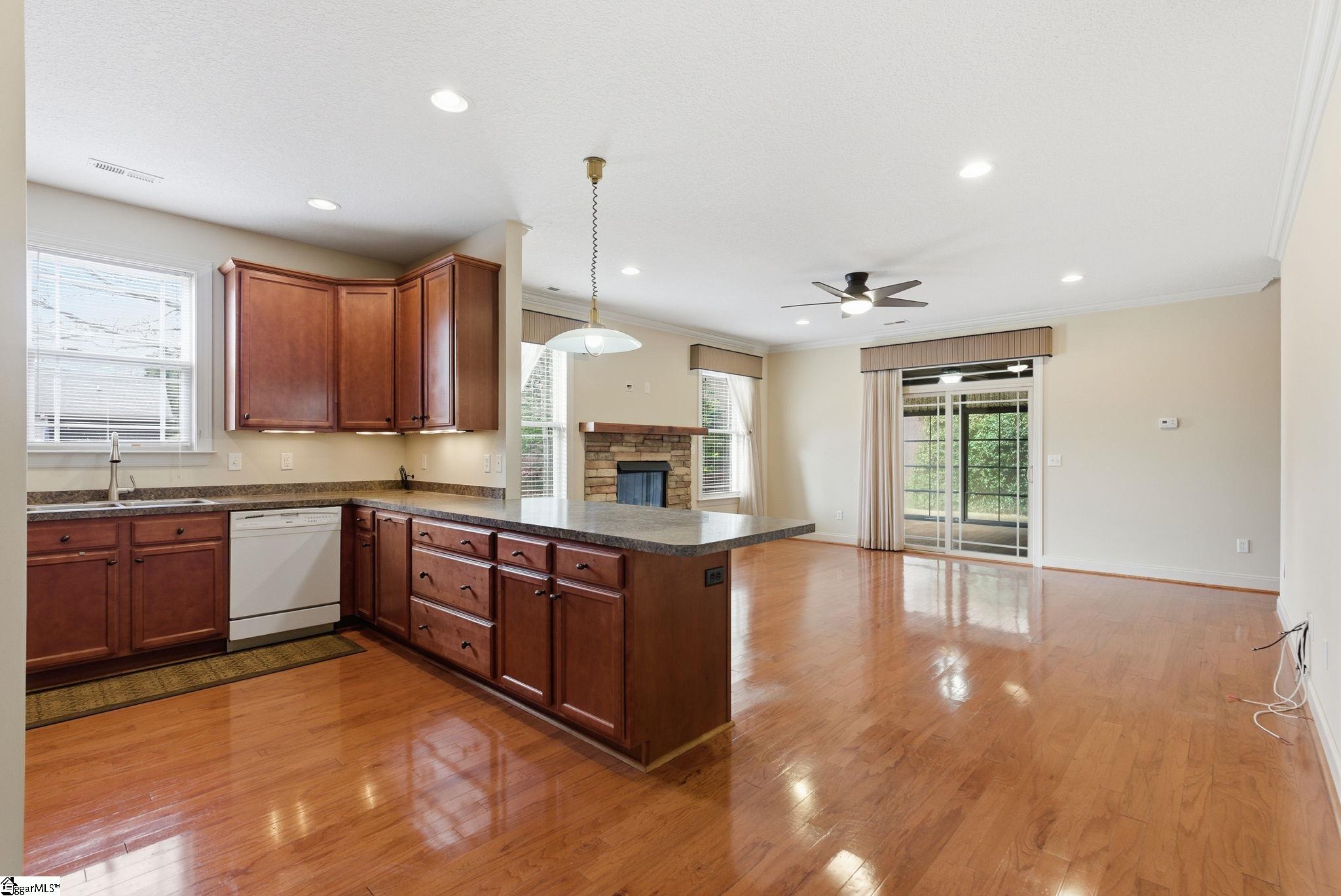 32 Dolerite Drive Property Photo 8