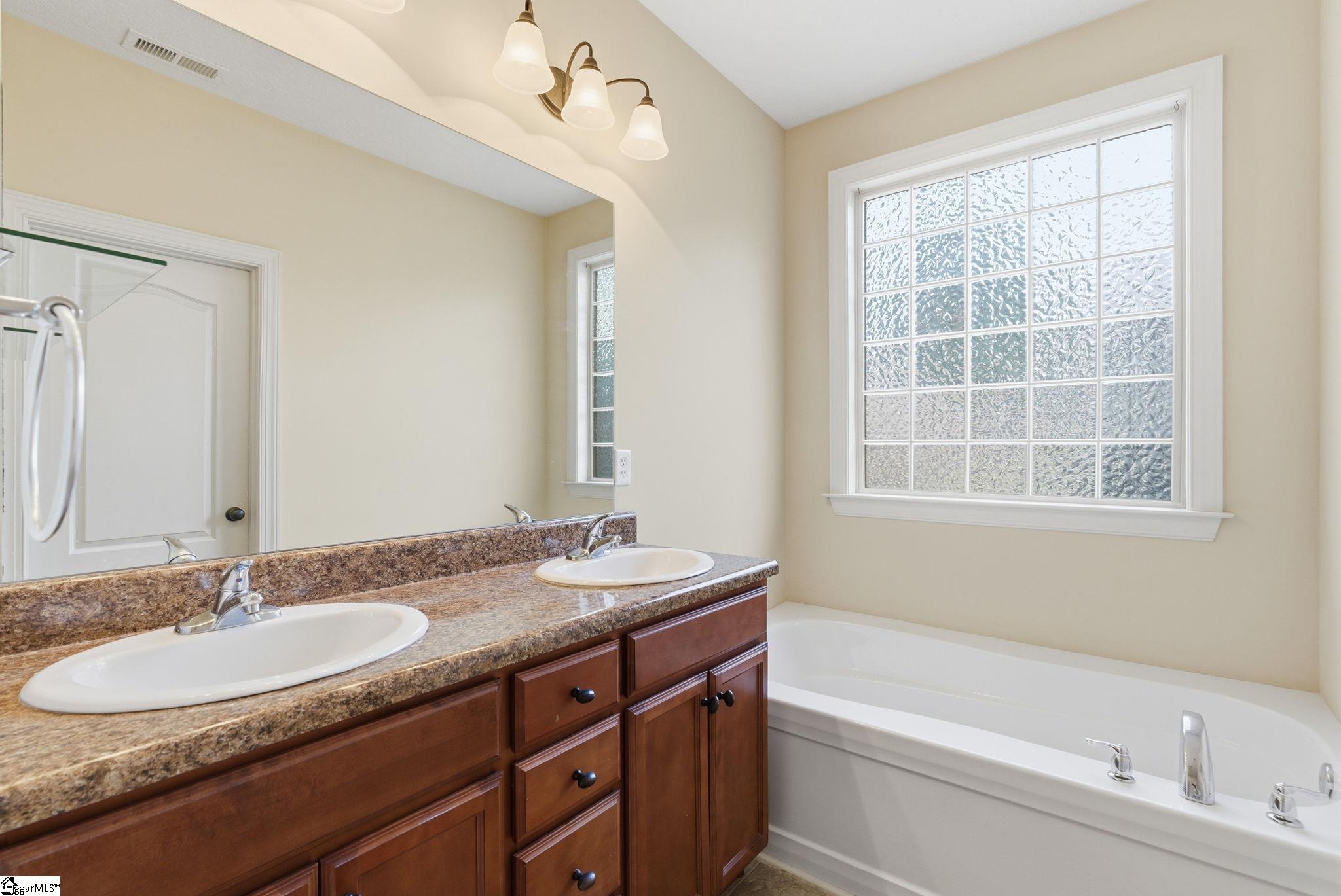 32 Dolerite Drive Property Photo 23