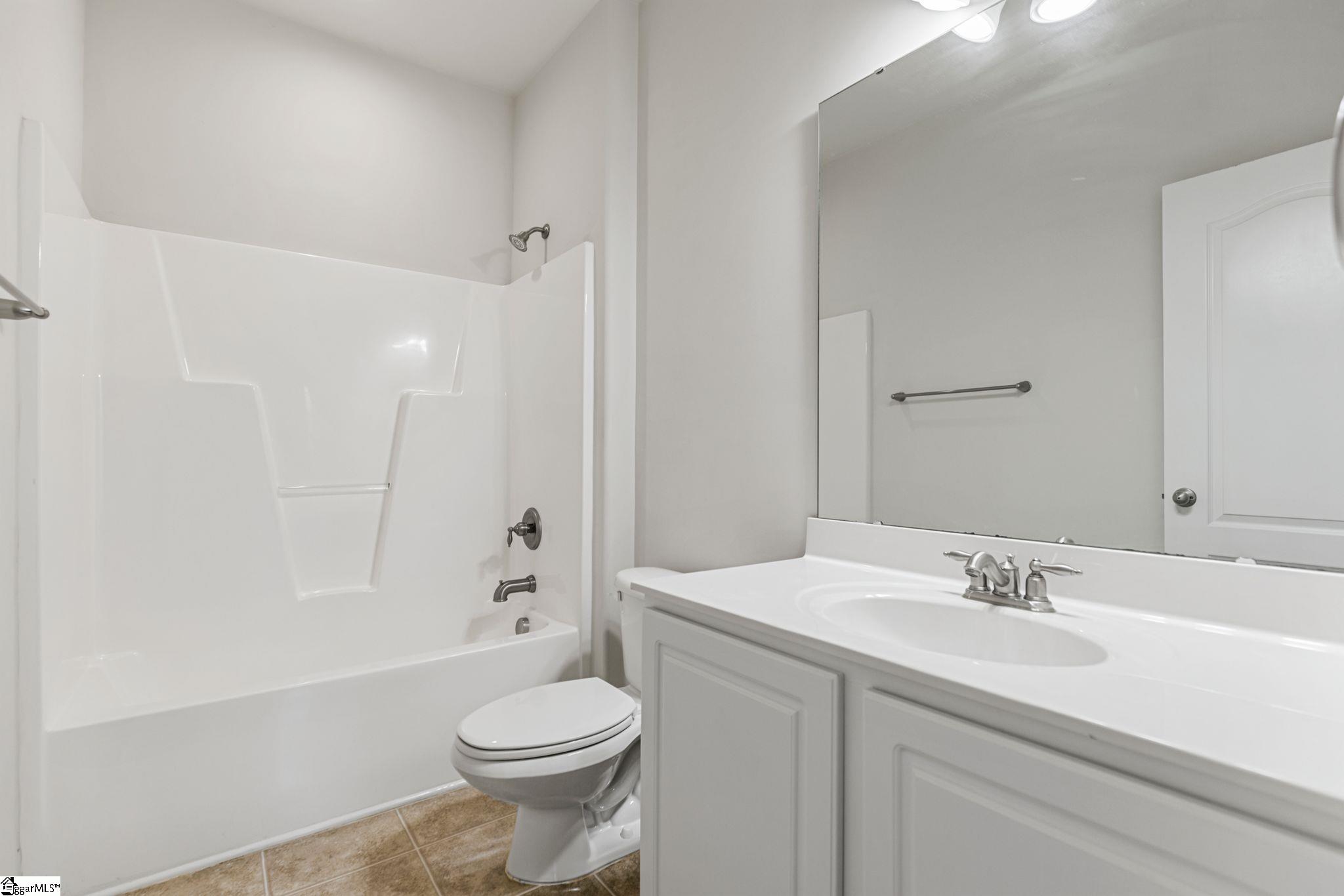 704 Center Road Property Photo 24