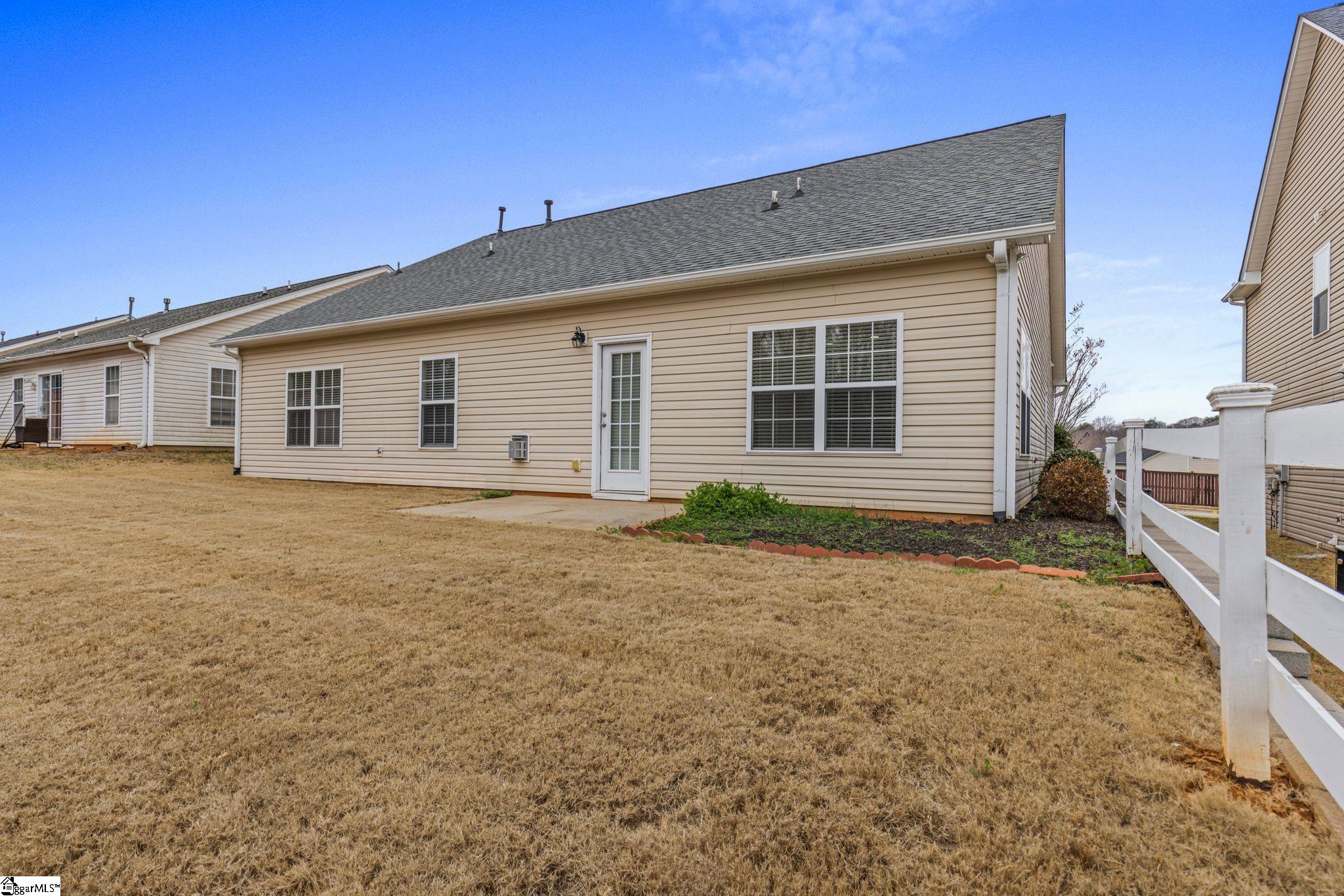 704 Center Road Property Photo 33