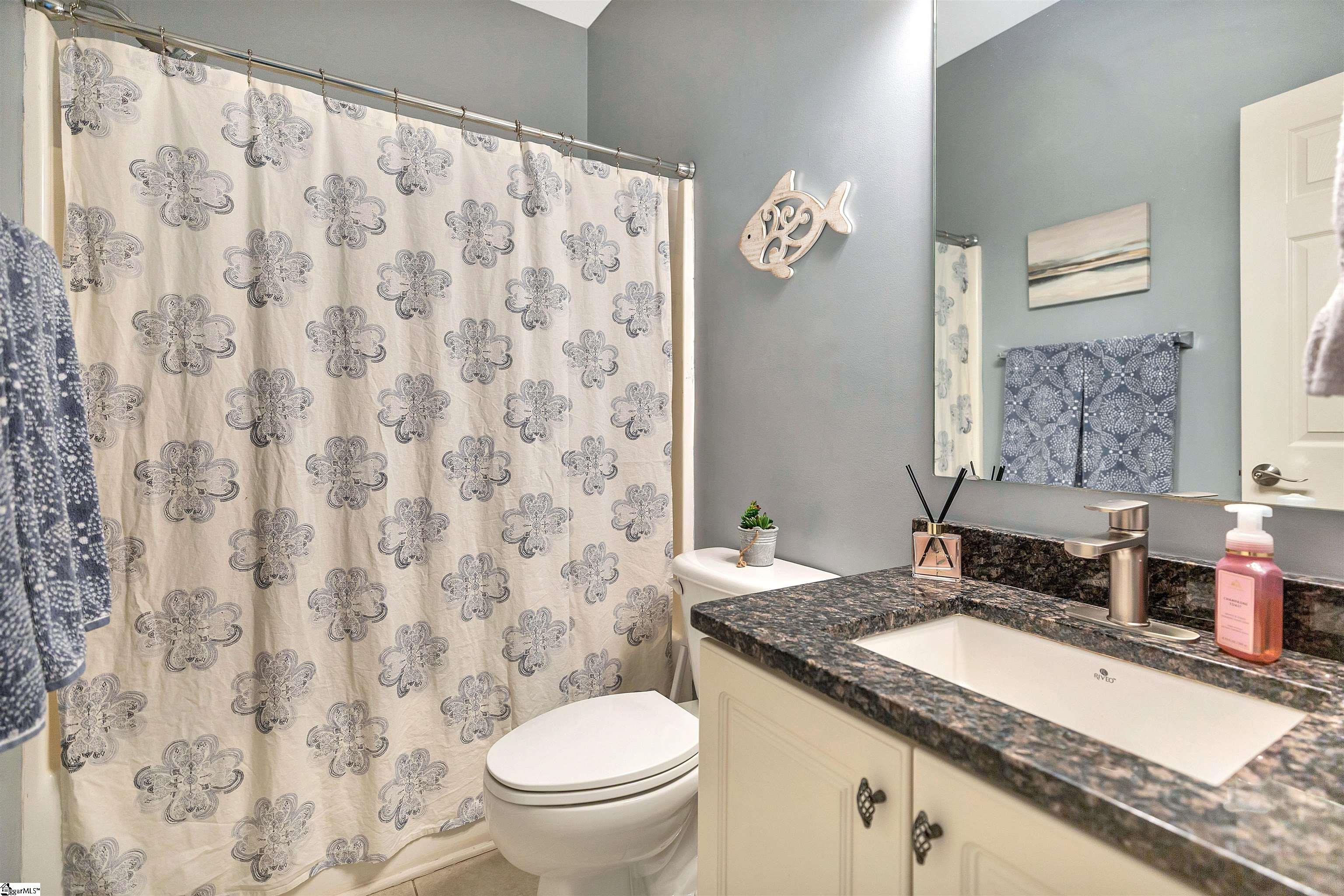 101 Riviera Circle Property Photo 22