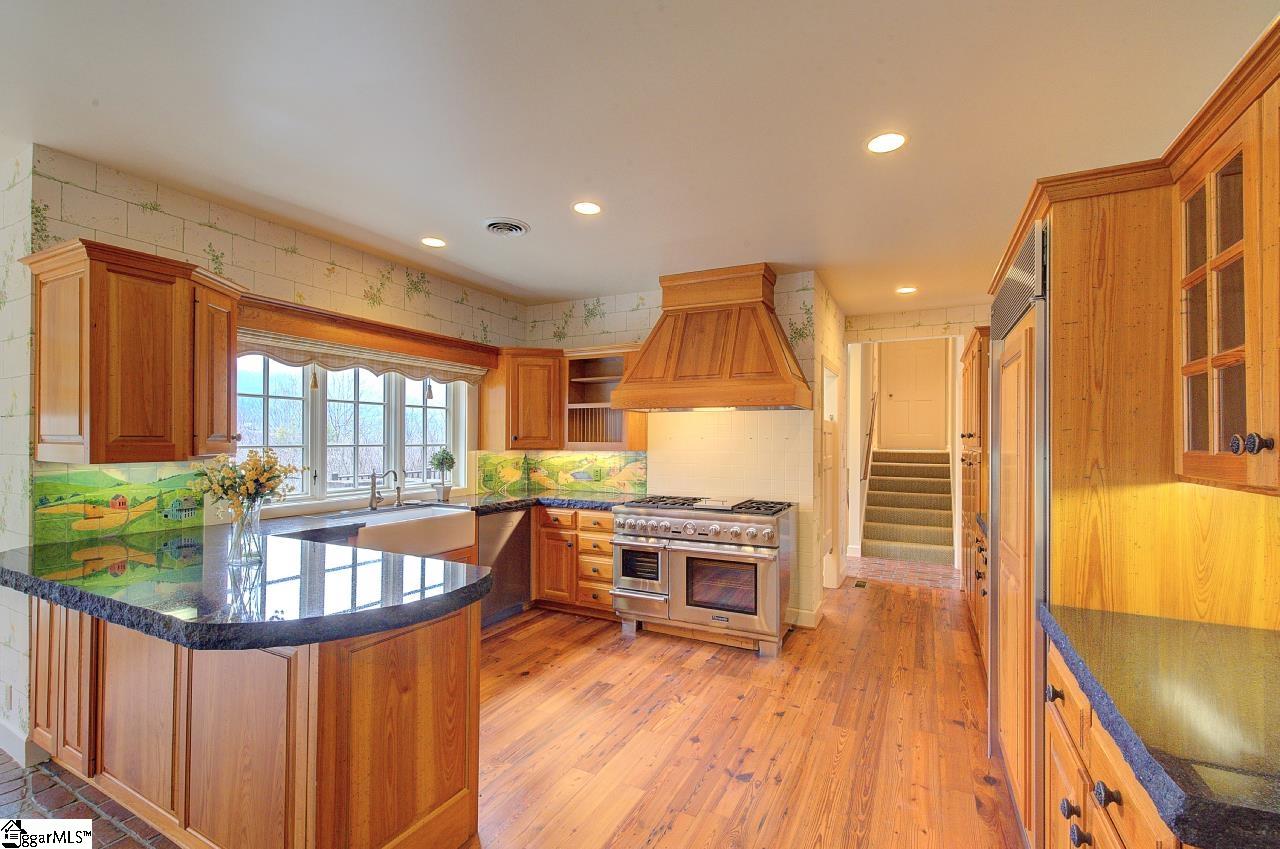 21 Eagle Rock Road Property Photo 8