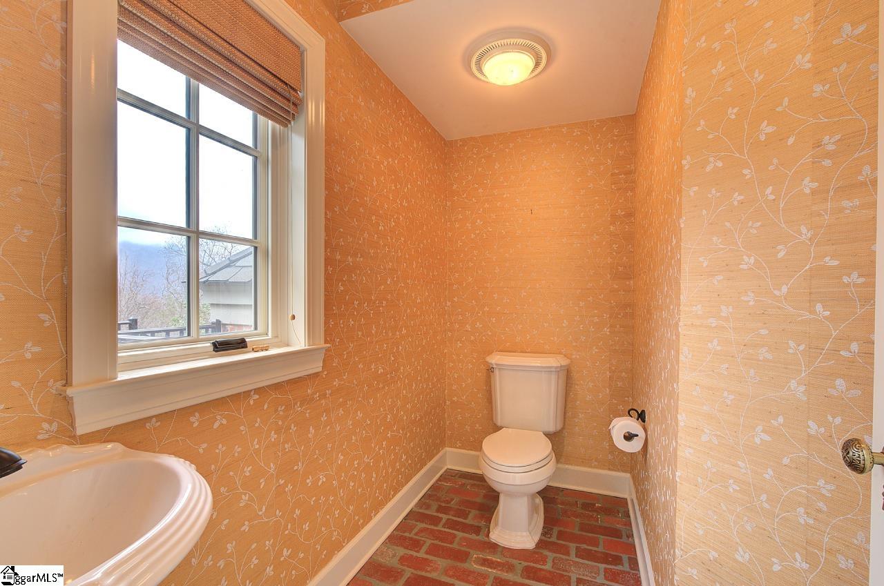 21 Eagle Rock Road Property Photo 17