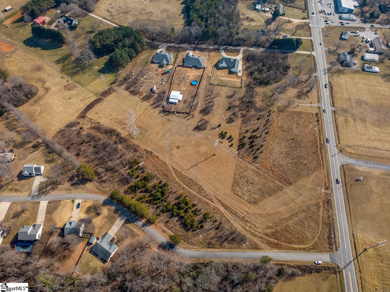 2448 Locust Hill Road Property Photo 2