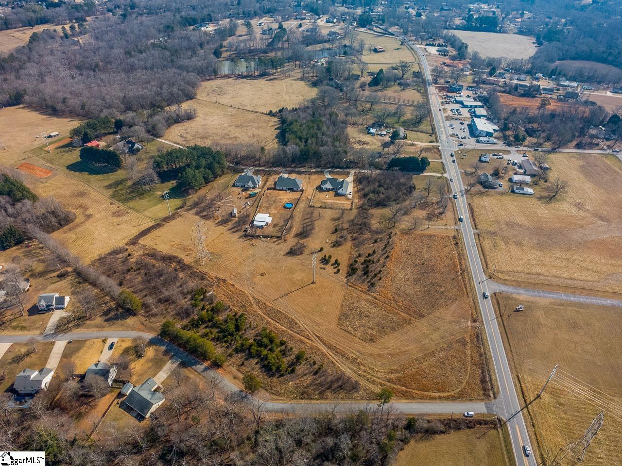 2448 Locust Hill Road Property Photo 4