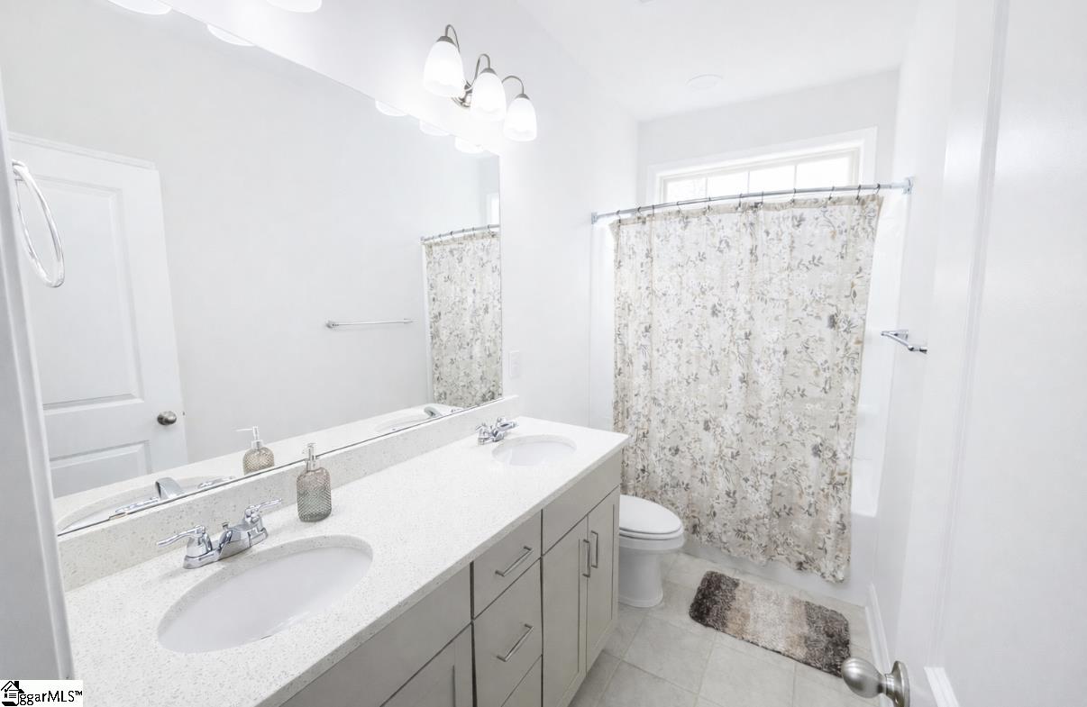 672 Diamond Ridge Way Property Photo 11