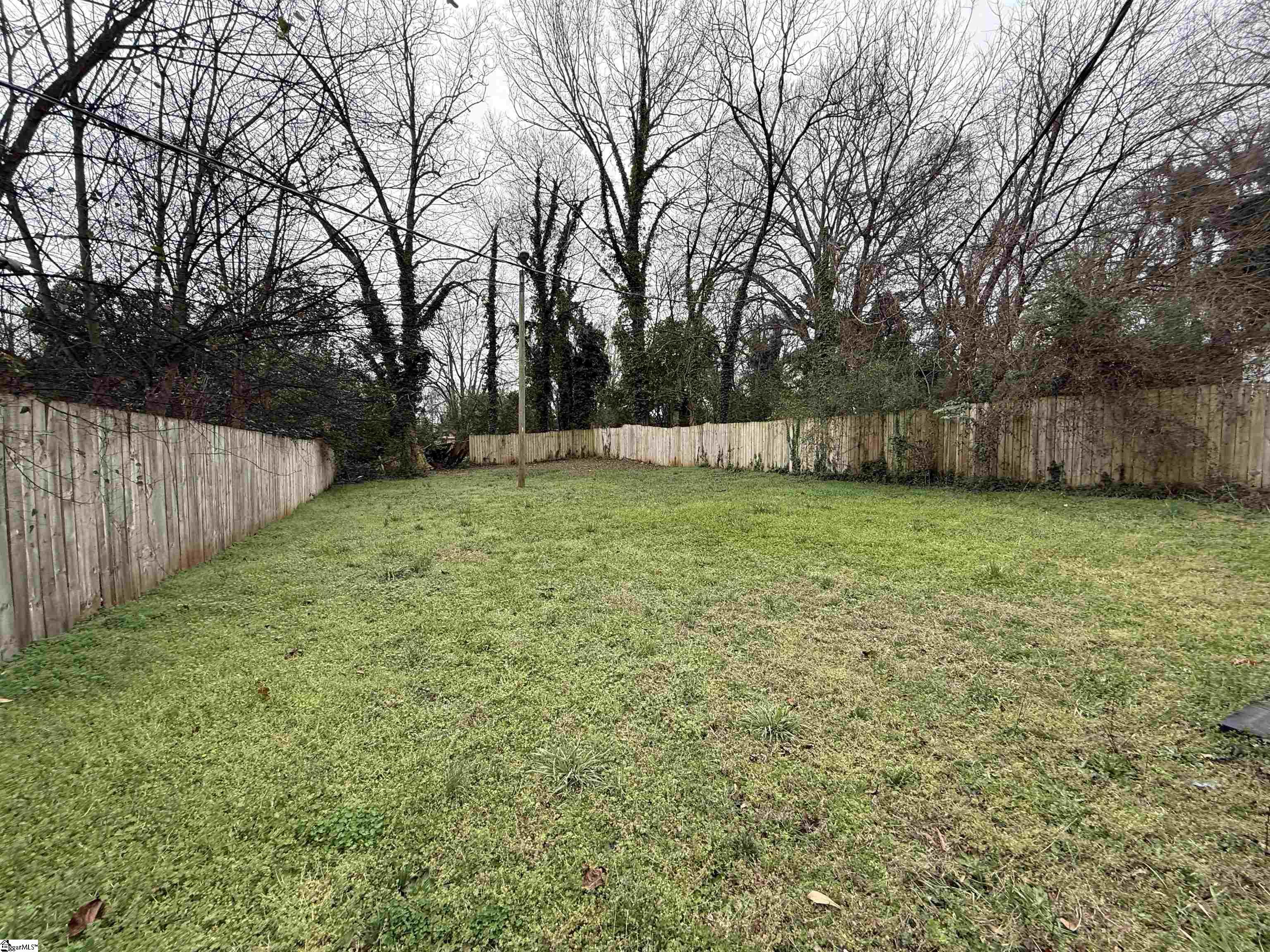 620 E Orr Street Property Photo 3