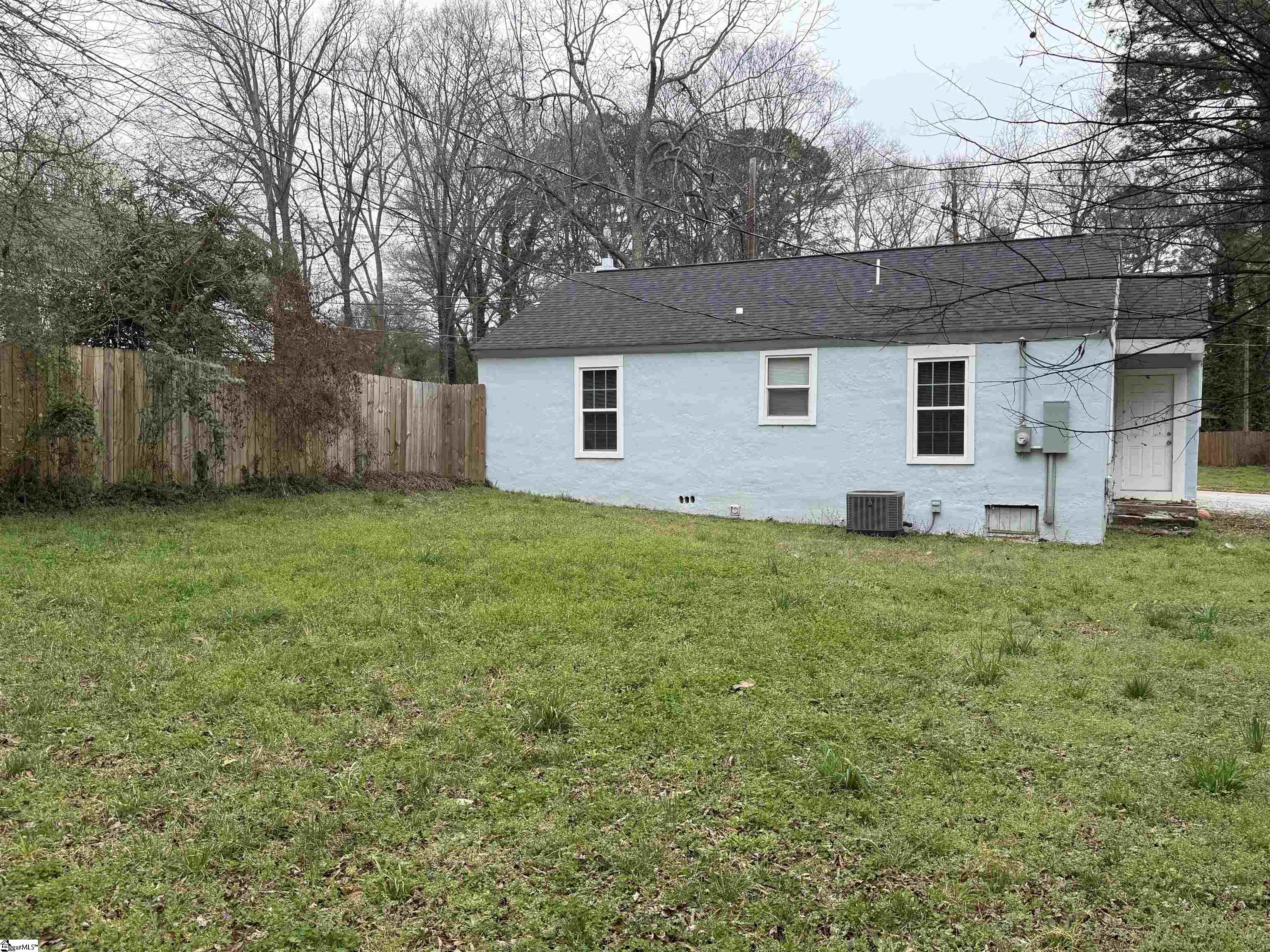 620 E Orr Street Property Photo 4