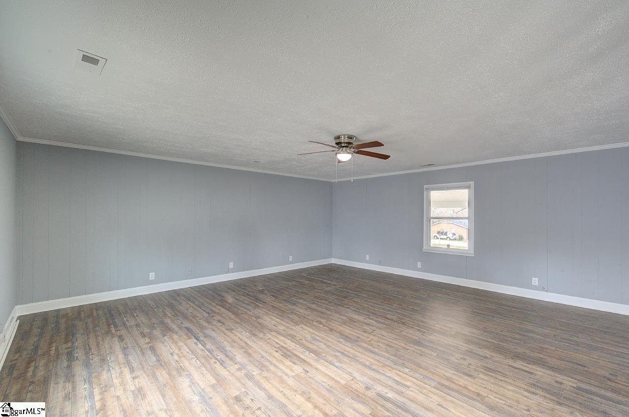 315 Ivydale Drive Property Photo 11