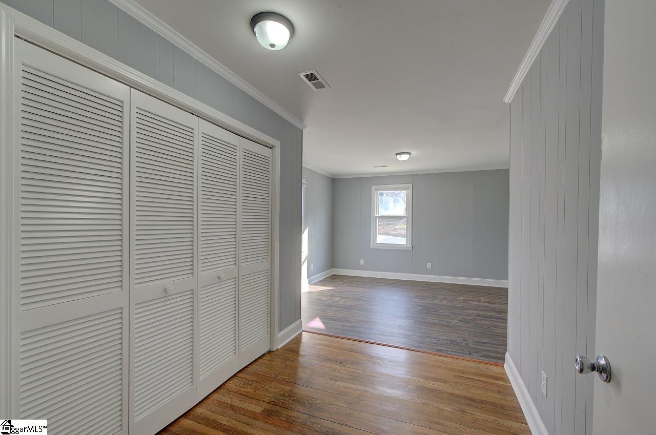 315 Ivydale Drive Property Photo 24