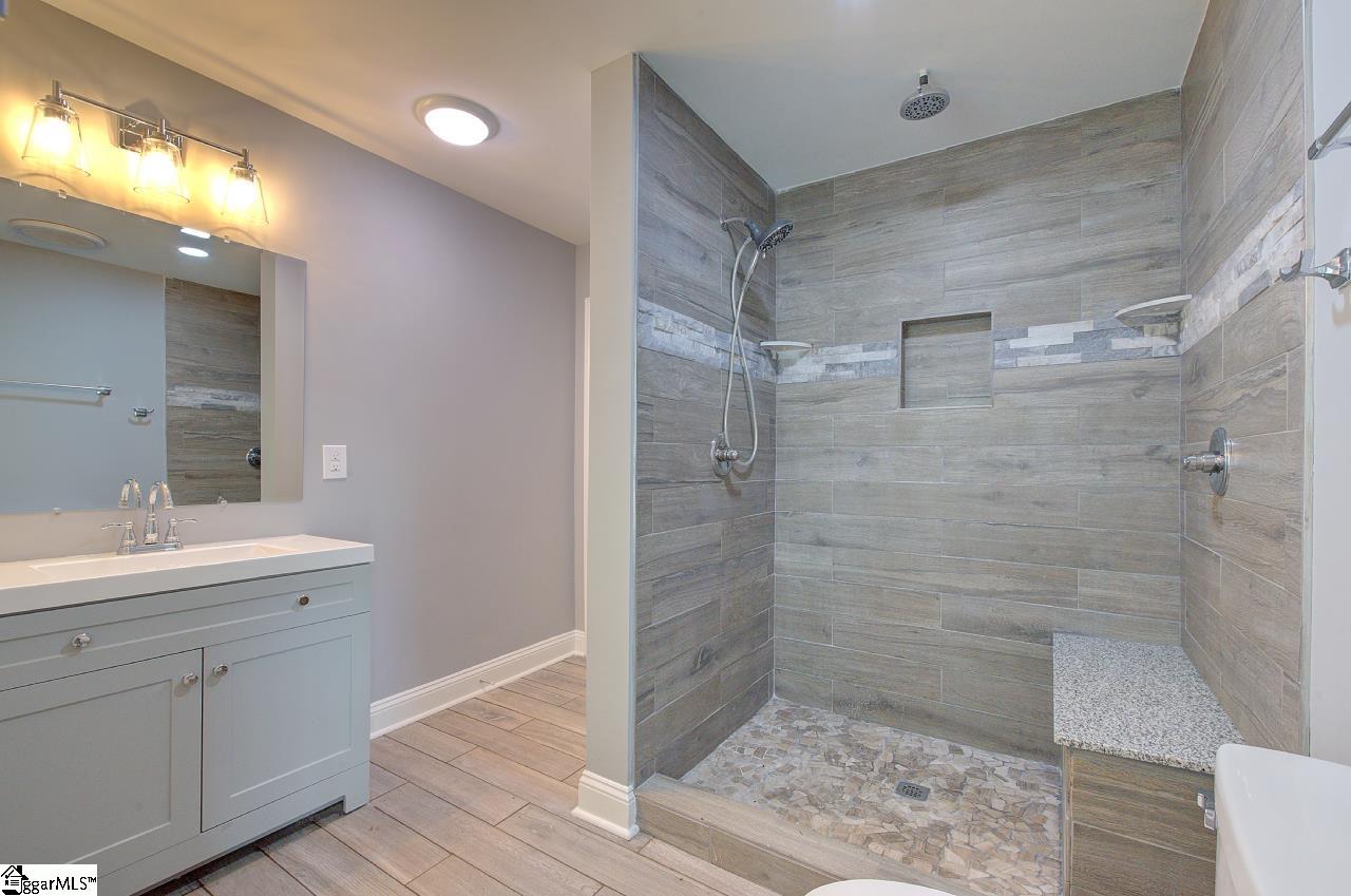 315 Ivydale Drive Property Photo 30