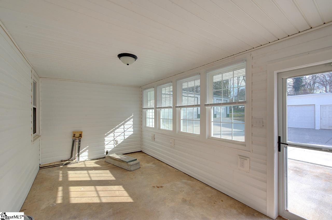 315 Ivydale Drive Property Photo 32