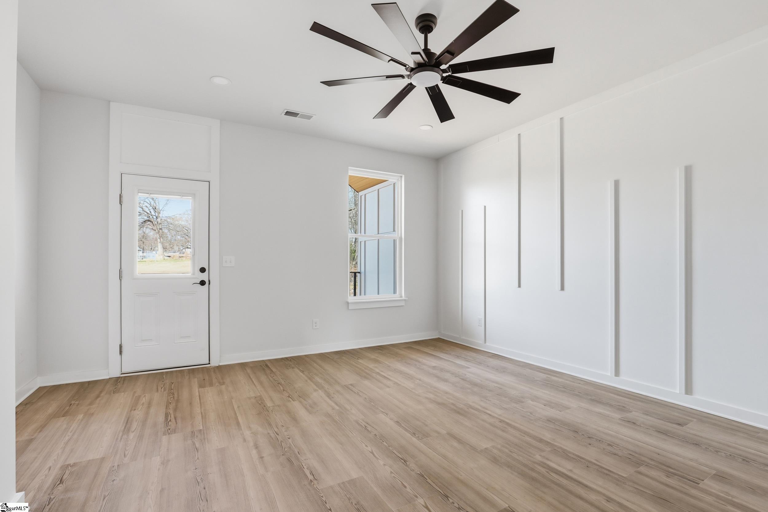 162 Buncombe Street Property Photo 15