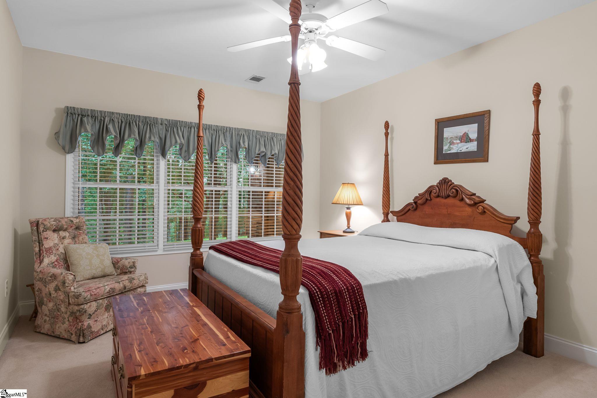 1583918 Property Photo 33